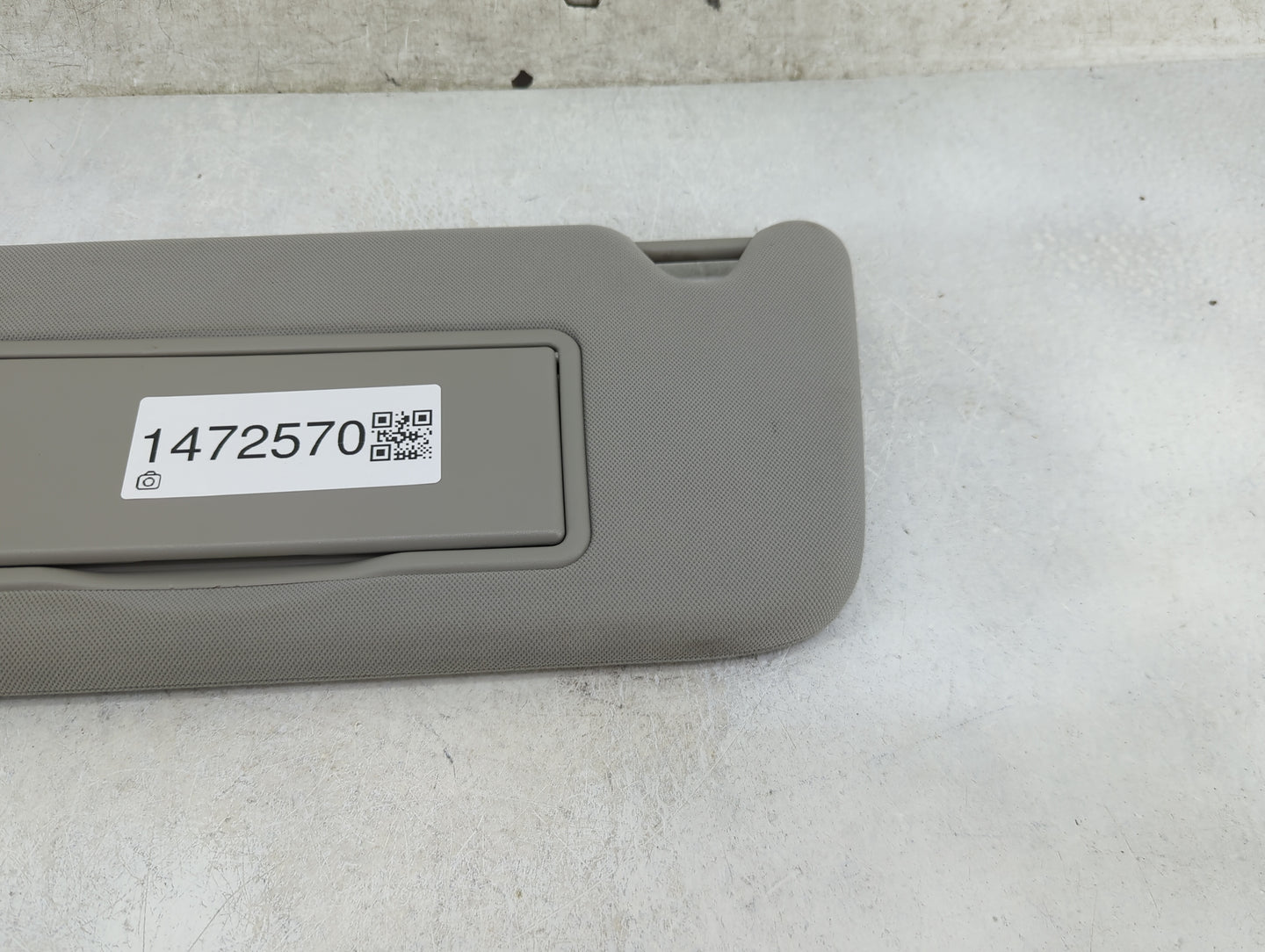 2006-2016 Chevrolet Impala Sun Visor Shade Replacement Driver Left Mirror Fits OEM Used Auto Parts - Oemusedautoparts1.com