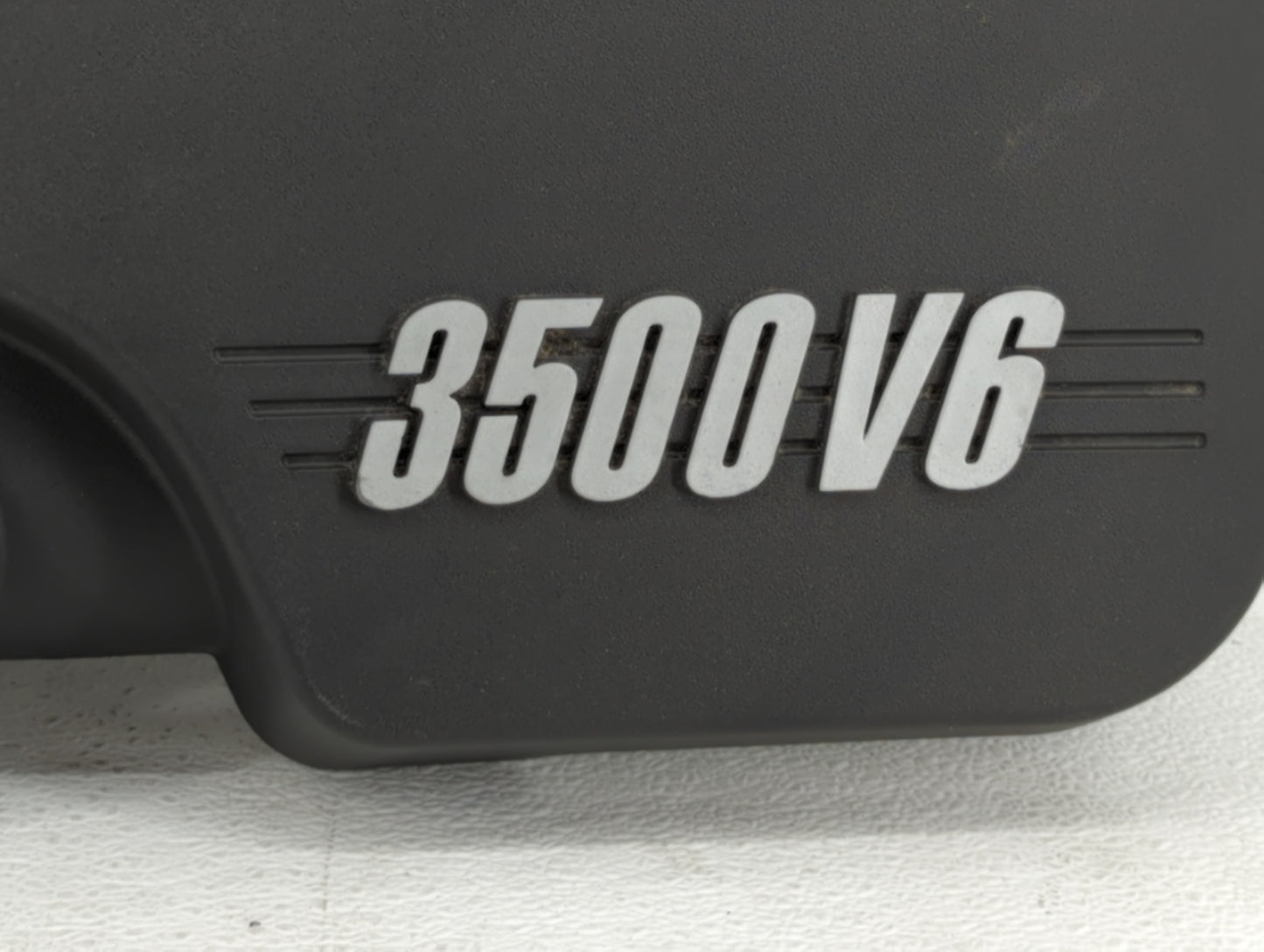 2008 Chevrolet Impala Engine Cover - Oemusedautoparts1.com