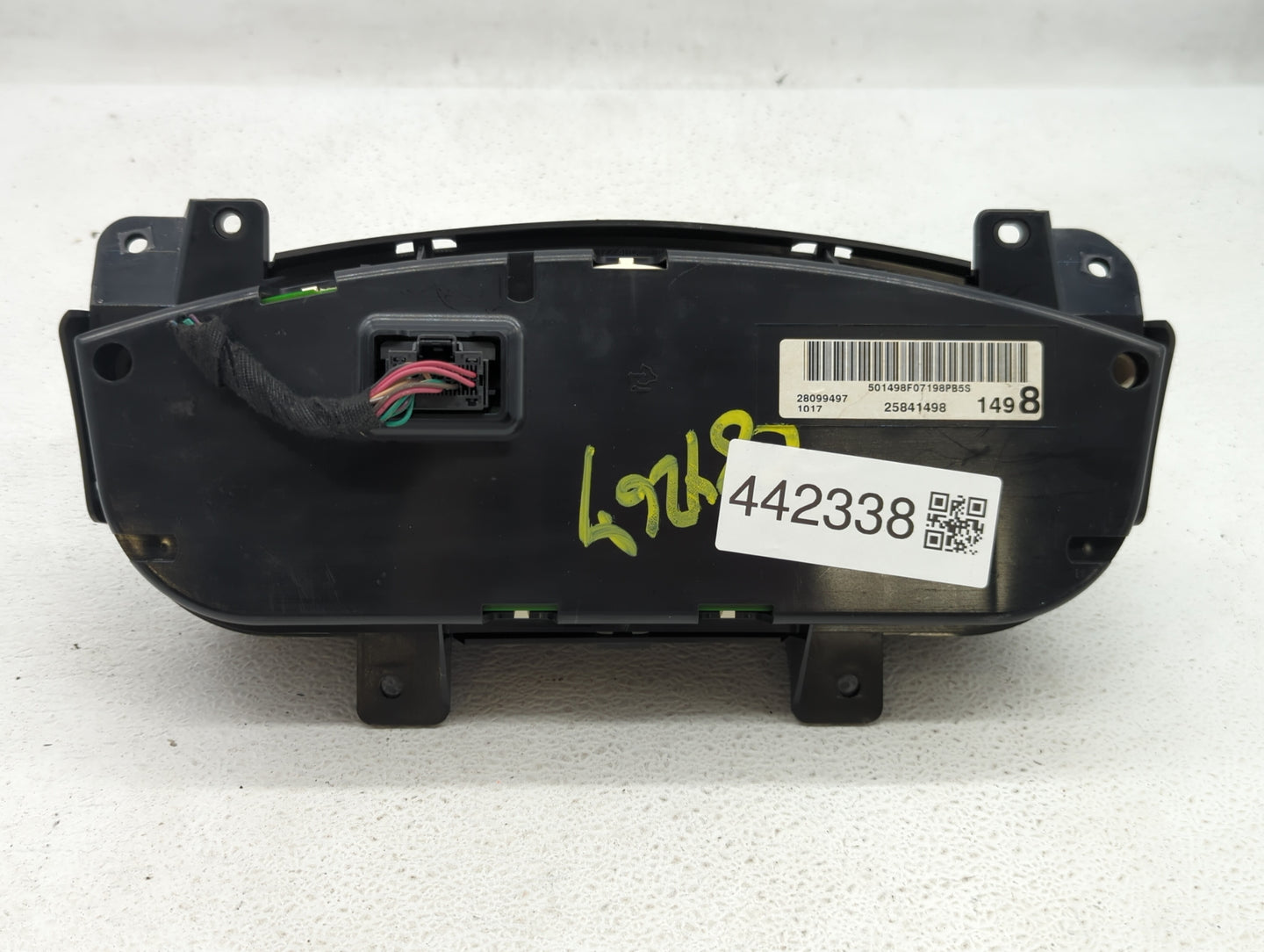 2008 Chevrolet Impala Instrument Cluster Speedometer Gauges P/N:28099497 25841498, 25841498 Fits OEM Used Auto Parts - Oemus