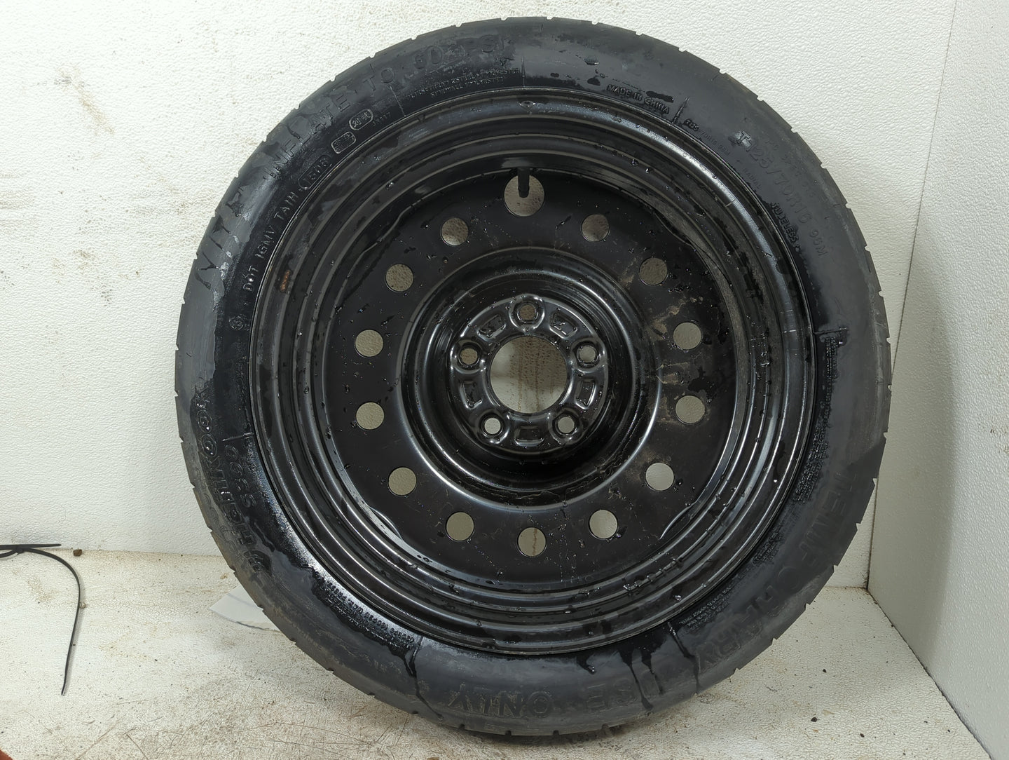 2008 Chevrolet Impala Spare Donut Tire Wheel Rim Oem - Oemusedautoparts1.com