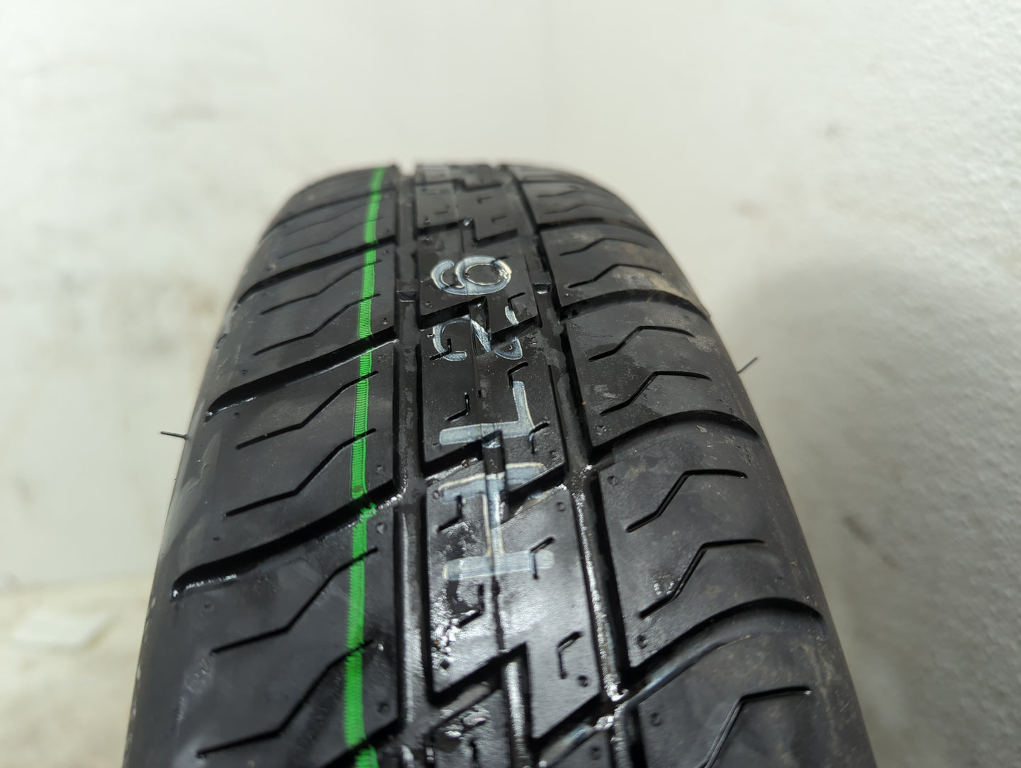 2008 Chevrolet Impala Spare Donut Tire Wheel Rim Oem - Oemusedautoparts1.com