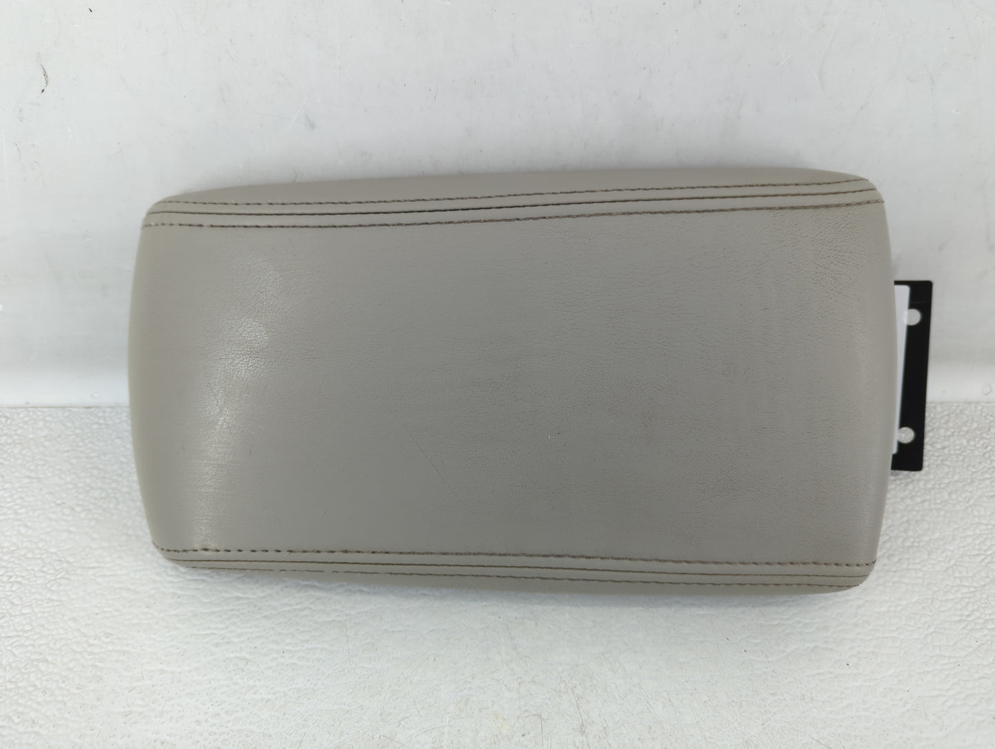 2008 Chevrolet Impala Center Console Armrest Cover Lid - Oemusedautoparts1.com