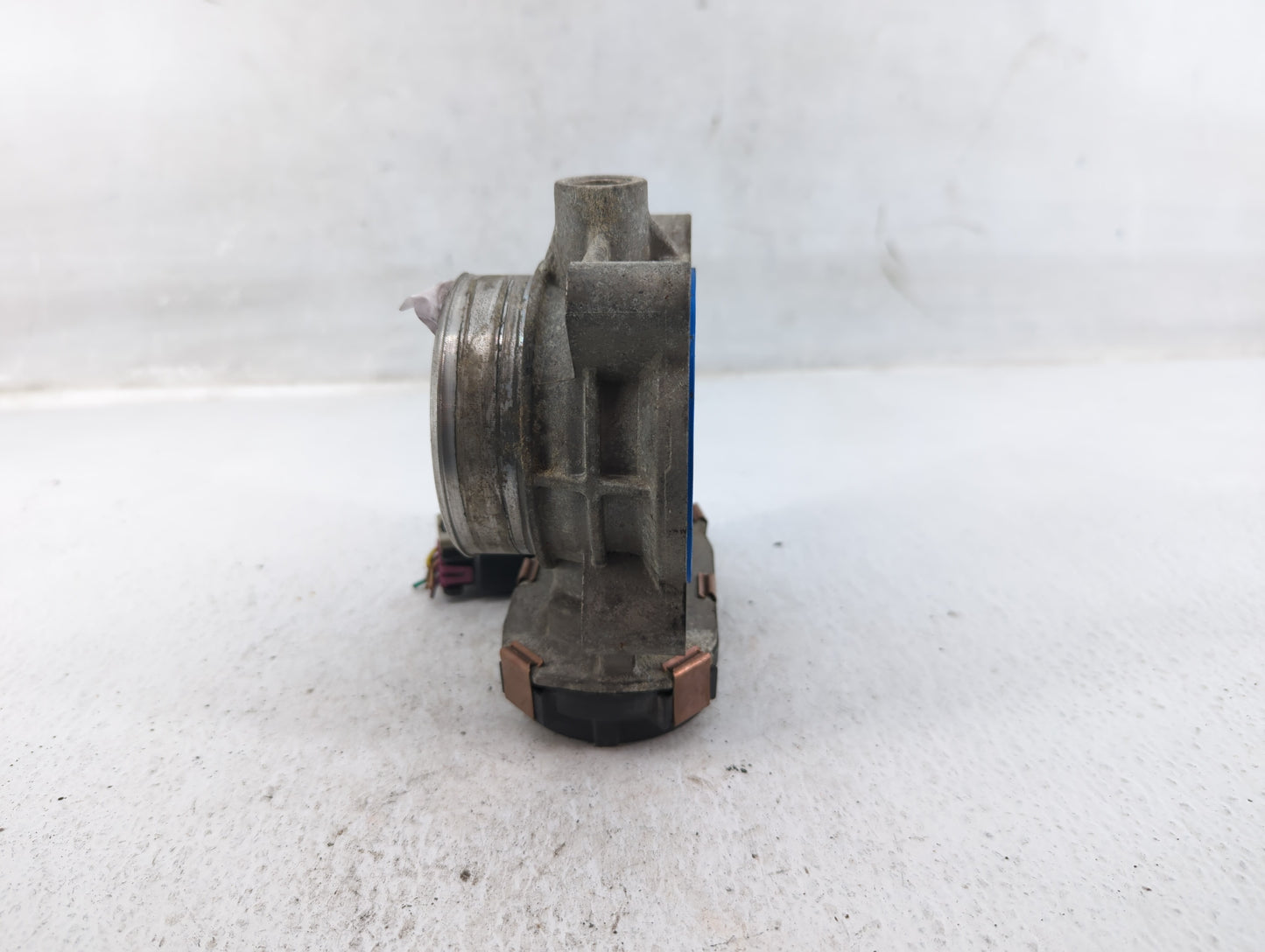 2006-2011 Chevrolet Impala Throttle Body Fits Fits 2006 2007 2008 2009 2010 2011 OEM Used Auto Parts - Oemusedautoparts1.com