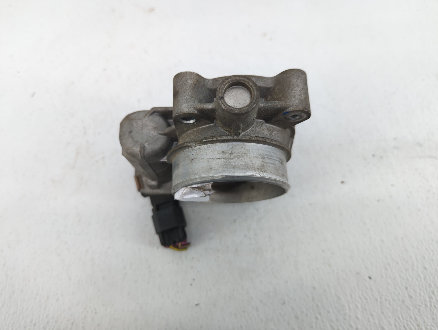 2006-2011 Chevrolet Impala Throttle Body P/N:RME72-1A Fits Fits 2006 2007 2008 2009 2010 2011 OEM Used Auto Parts - Oemuseda