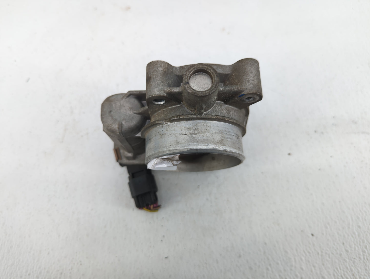2006-2011 Chevrolet Impala Throttle Body P/N:RME72-1A Fits Fits 2006 2007 2008 2009 2010 2011 OEM Used Auto Parts - Oemuseda
