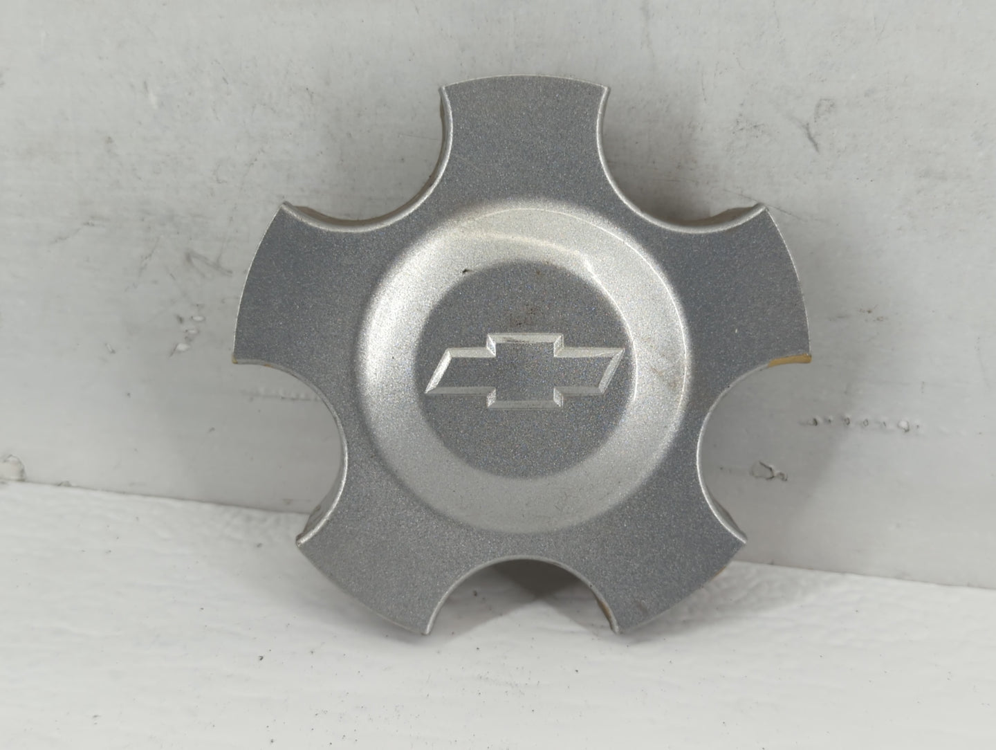2008 Chevrolet Impala Rim Wheel Center Cap 596827 - Oemusedautoparts1.com