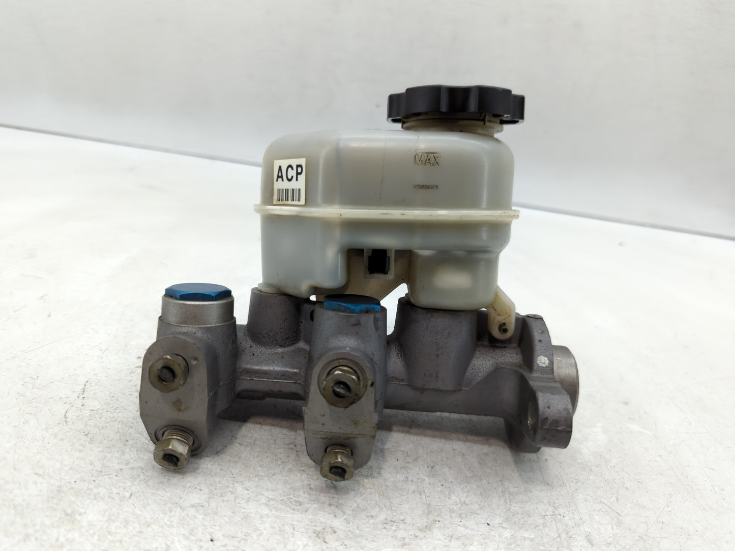 2006-2008 Chevrolet Impala Brake Master Cylinder - Oemusedautoparts1.com