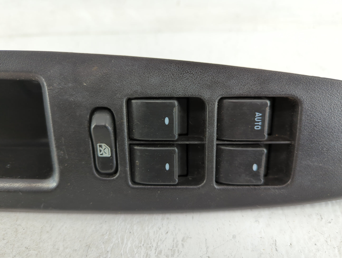 2006-2008 Chevrolet Impala Master Power Window Switch Replacement Driver Side Left P/N:10340140 Fits Fits 2006 2007 2008 OEM