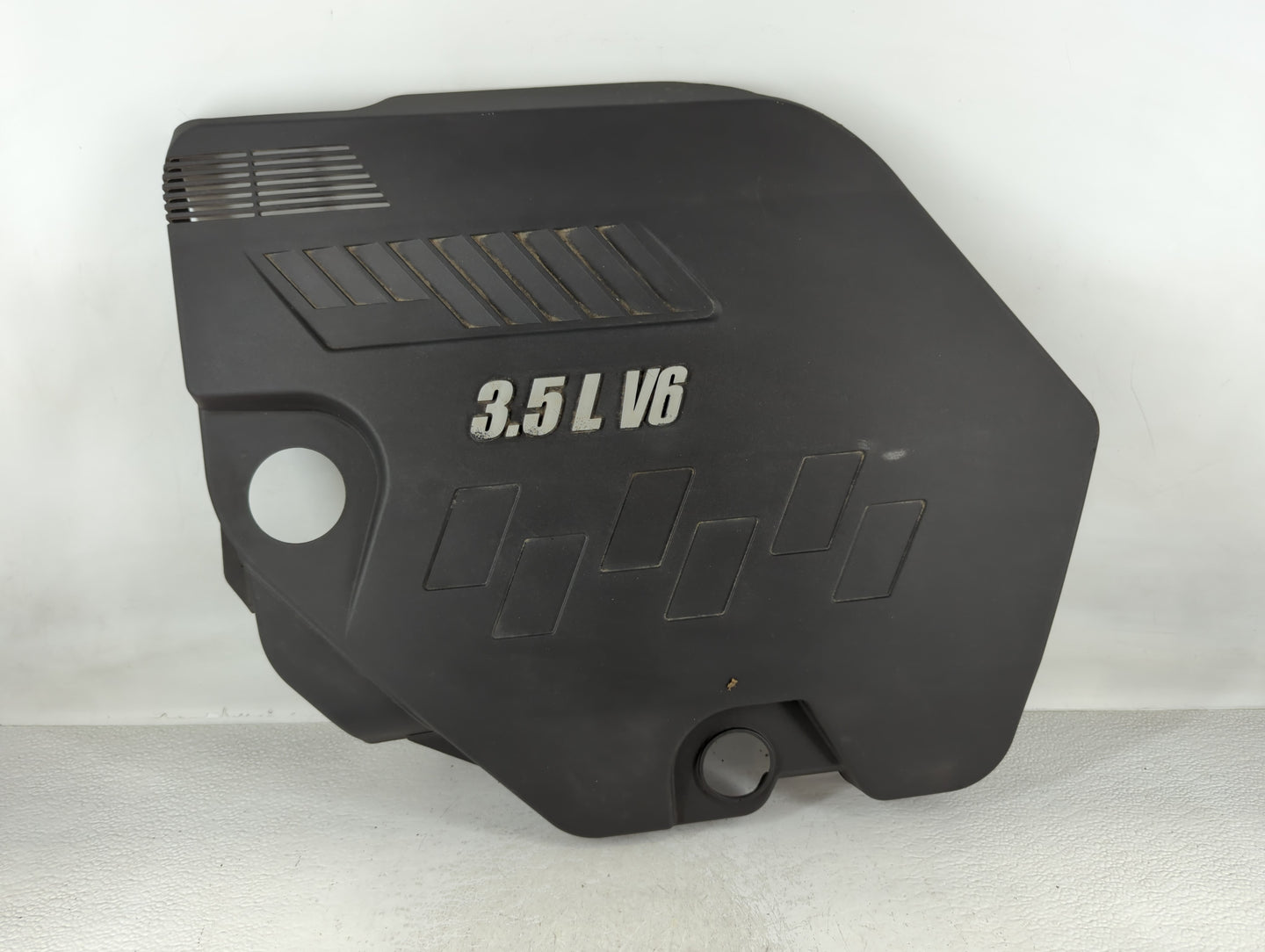 2008 Chevrolet Impala Engine Cover - Oemusedautoparts1.com
