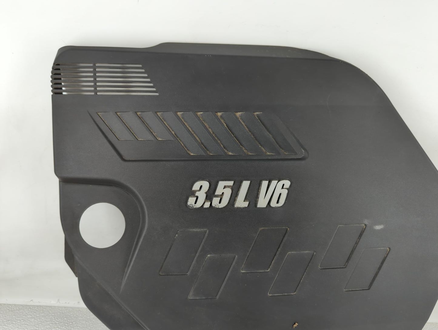2008 Chevrolet Impala Engine Cover - Oemusedautoparts1.com