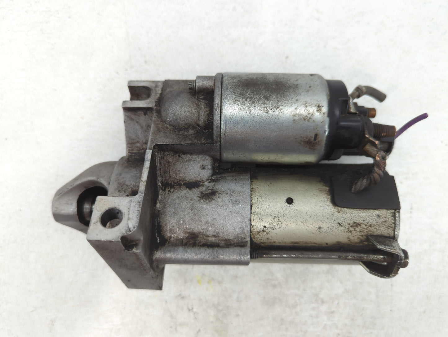 2006-2011 Chevrolet Impala Car Starter Motor Solenoid OEM P/N:GM12610636 Fits Fits 2006 2007 2008 2009 2010 2011 OEM Used Au