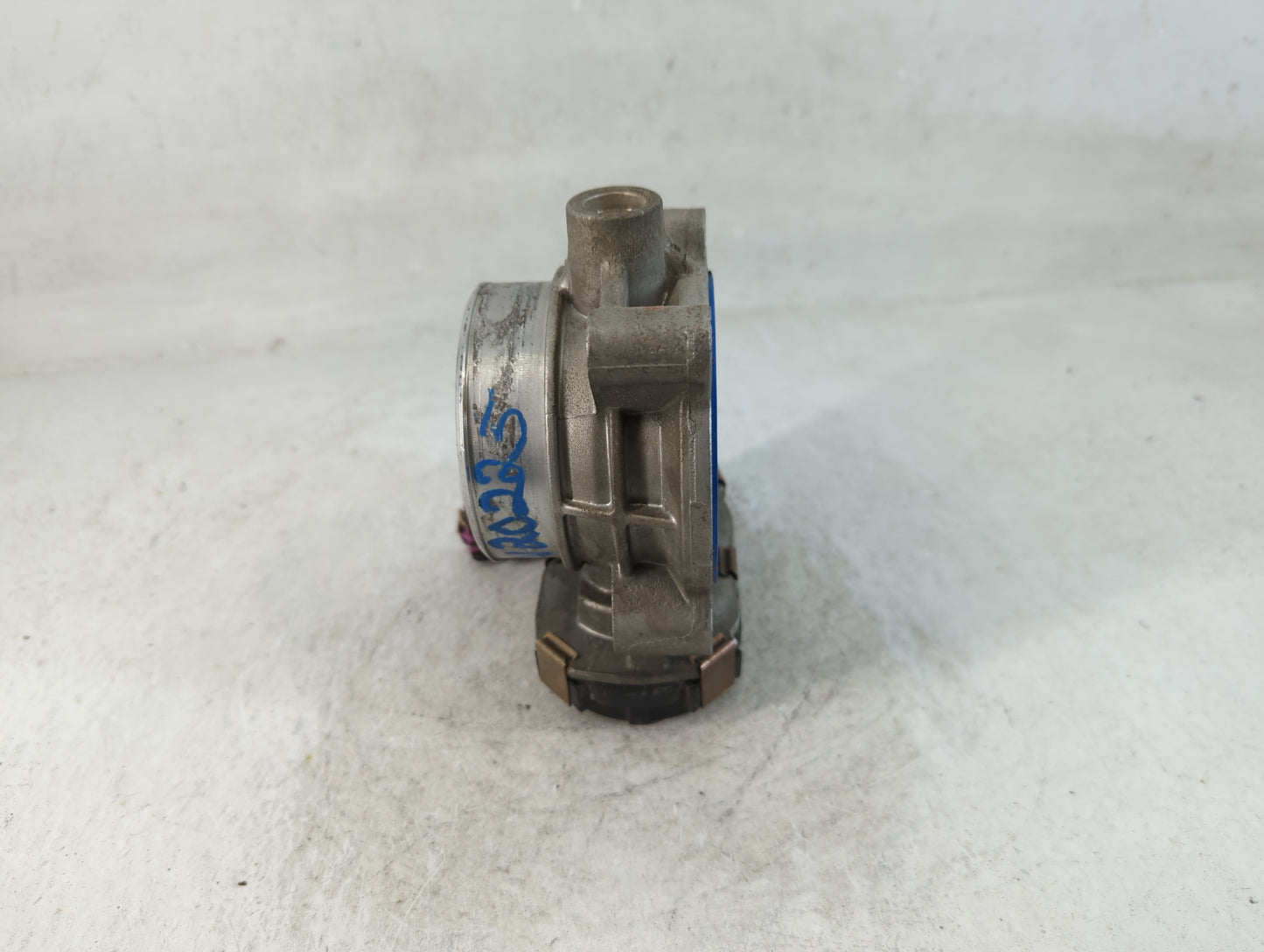 2006-2011 Chevrolet Impala Throttle Body P/N:RME72-1A7029 Fits Fits 2006 2007 2008 2009 2010 2011 OEM Used Auto Parts - Oemu