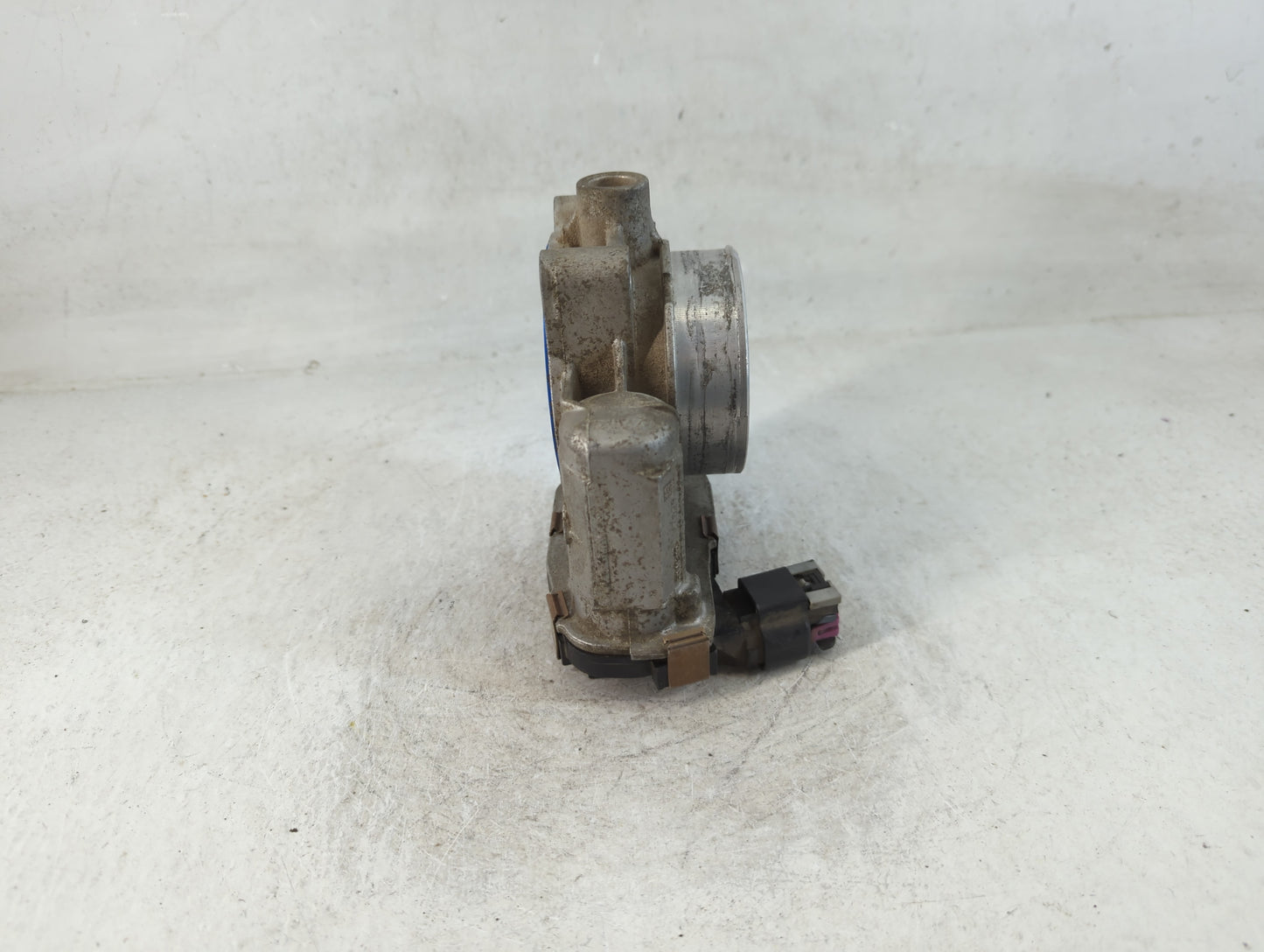 2006-2011 Chevrolet Impala Throttle Body P/N:RME72-1A7029 Fits Fits 2006 2007 2008 2009 2010 2011 OEM Used Auto Parts - Oemu