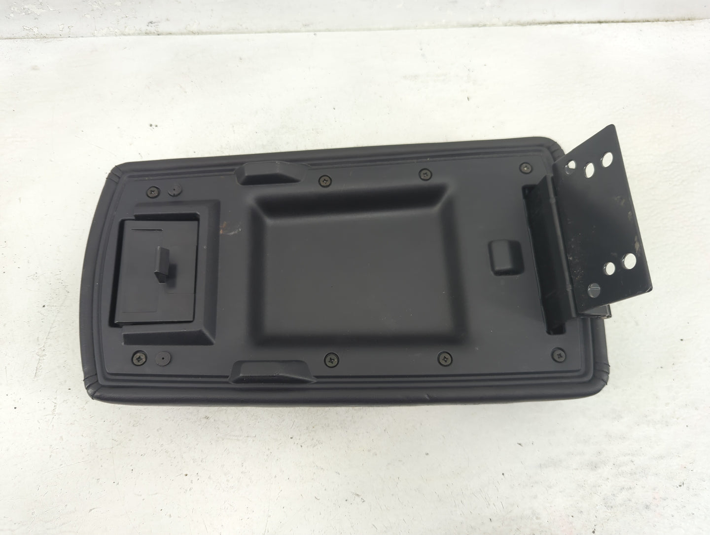 2007-2016 Chevrolet Impala Center Console Armrest Cover Lid Fits Fits 2007 2008 2009 2010 2011 2012 2013 2014 2015 2016 OEM 