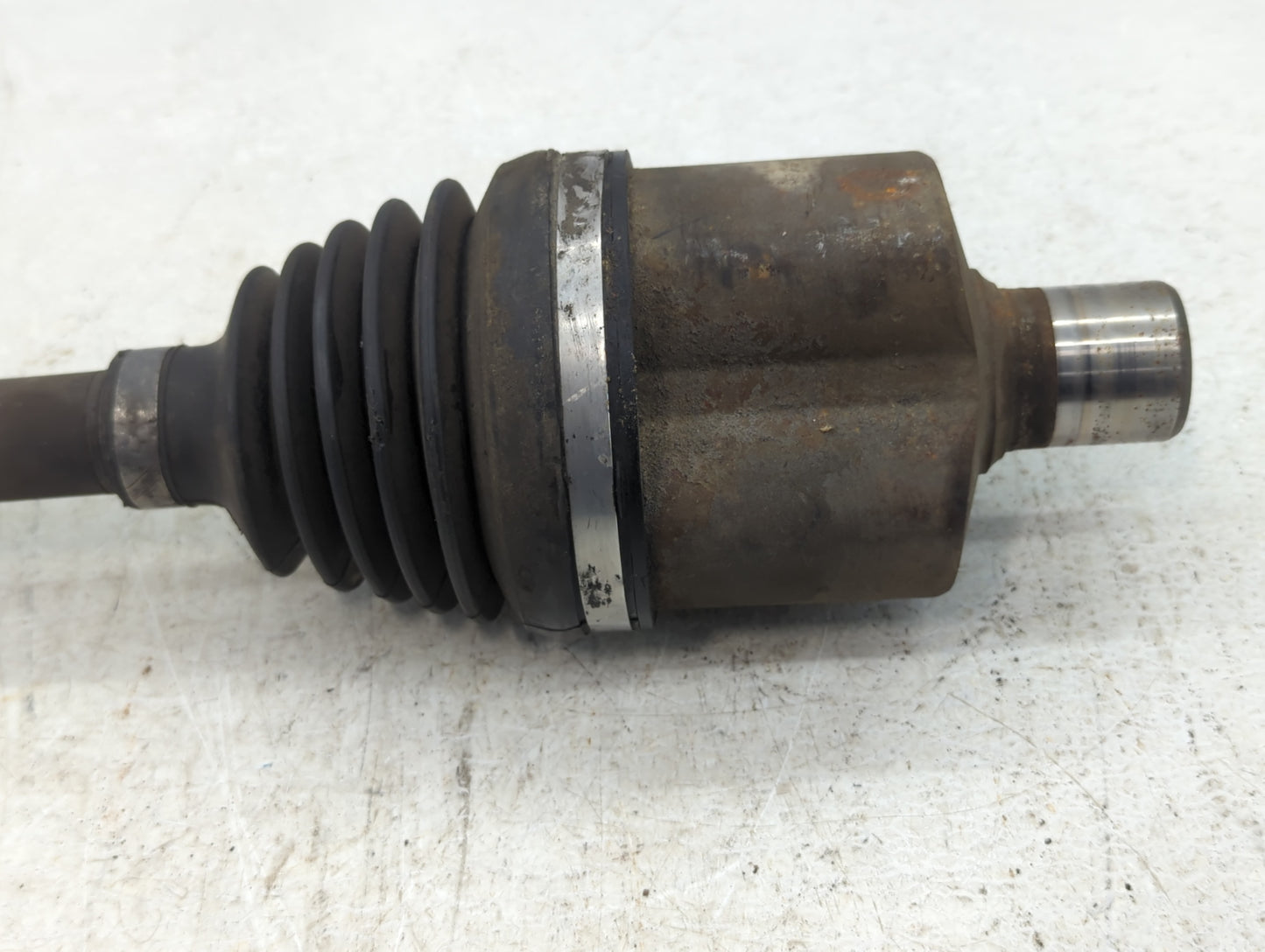 2000-2011 Chevrolet Impala Axle Shaft Front Driver Cv C/v - Oemusedautoparts1.com