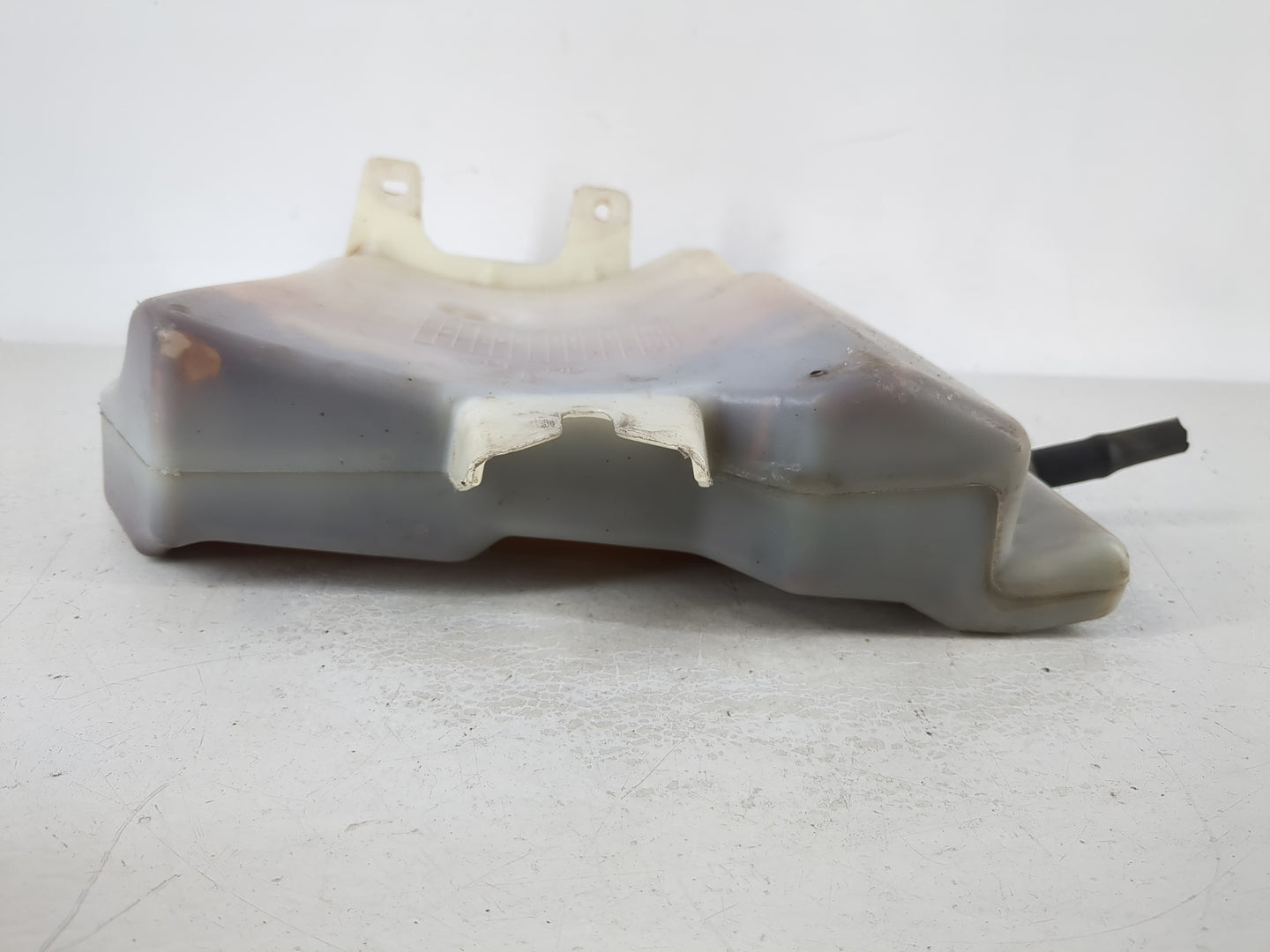 2006 Chevrolet Impala Radiator Coolant Overflow Expansion Tank Bottle 863135 - Oemusedautoparts1.com