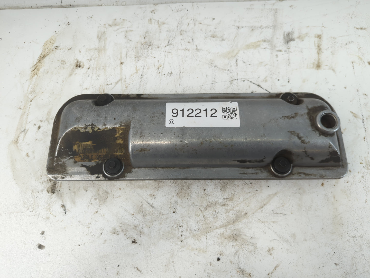 2008 Chevrolet Impala Driver Left Cylinder Head Valve Cover Fits OEM Used Auto Parts - Oemusedautoparts1.com