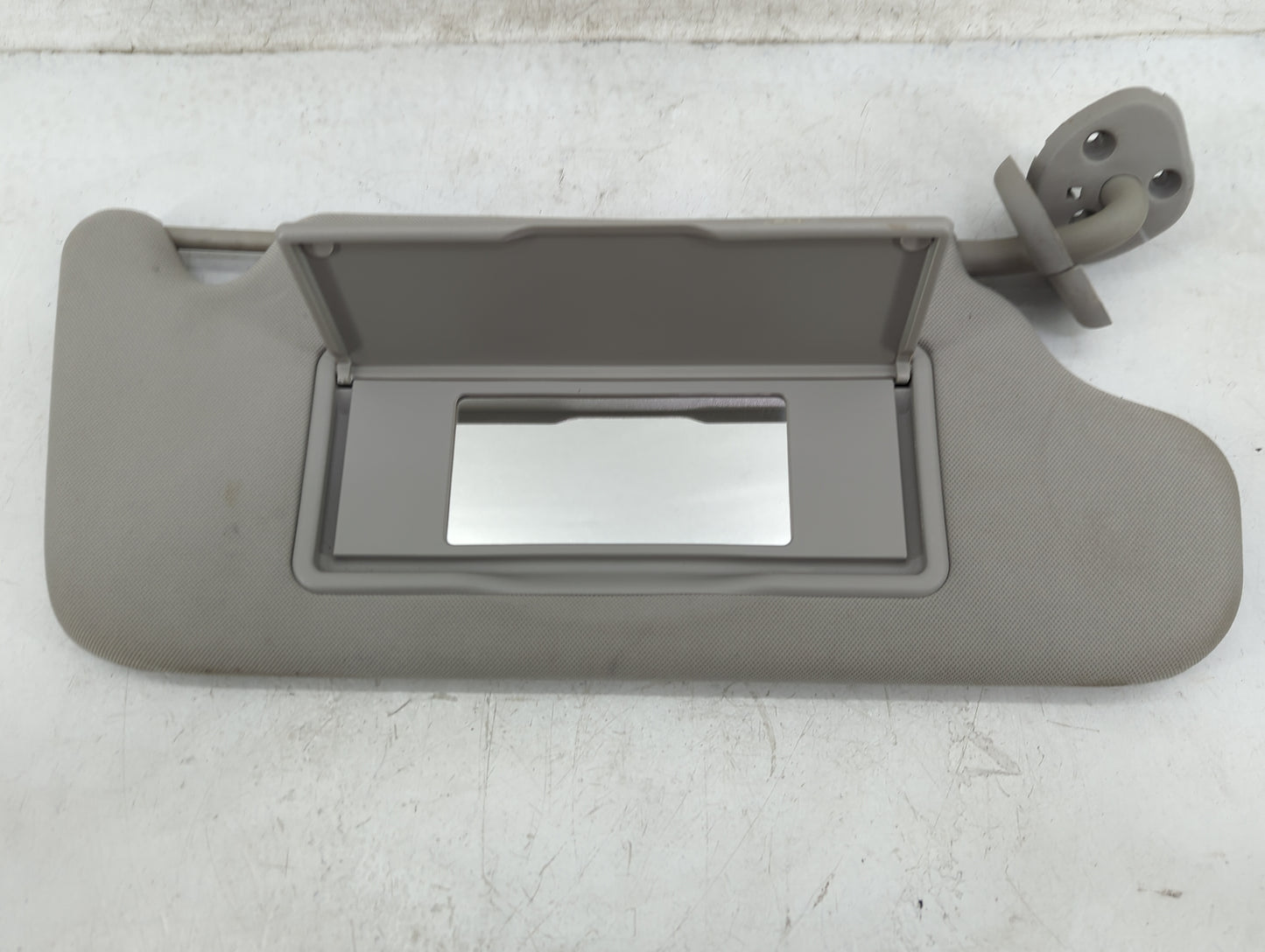 2006-2016 Chevrolet Impala Sun Visor Shade Replacement Passenger Right Mirror Fits OEM Used Auto Parts - Oemusedautoparts1.c