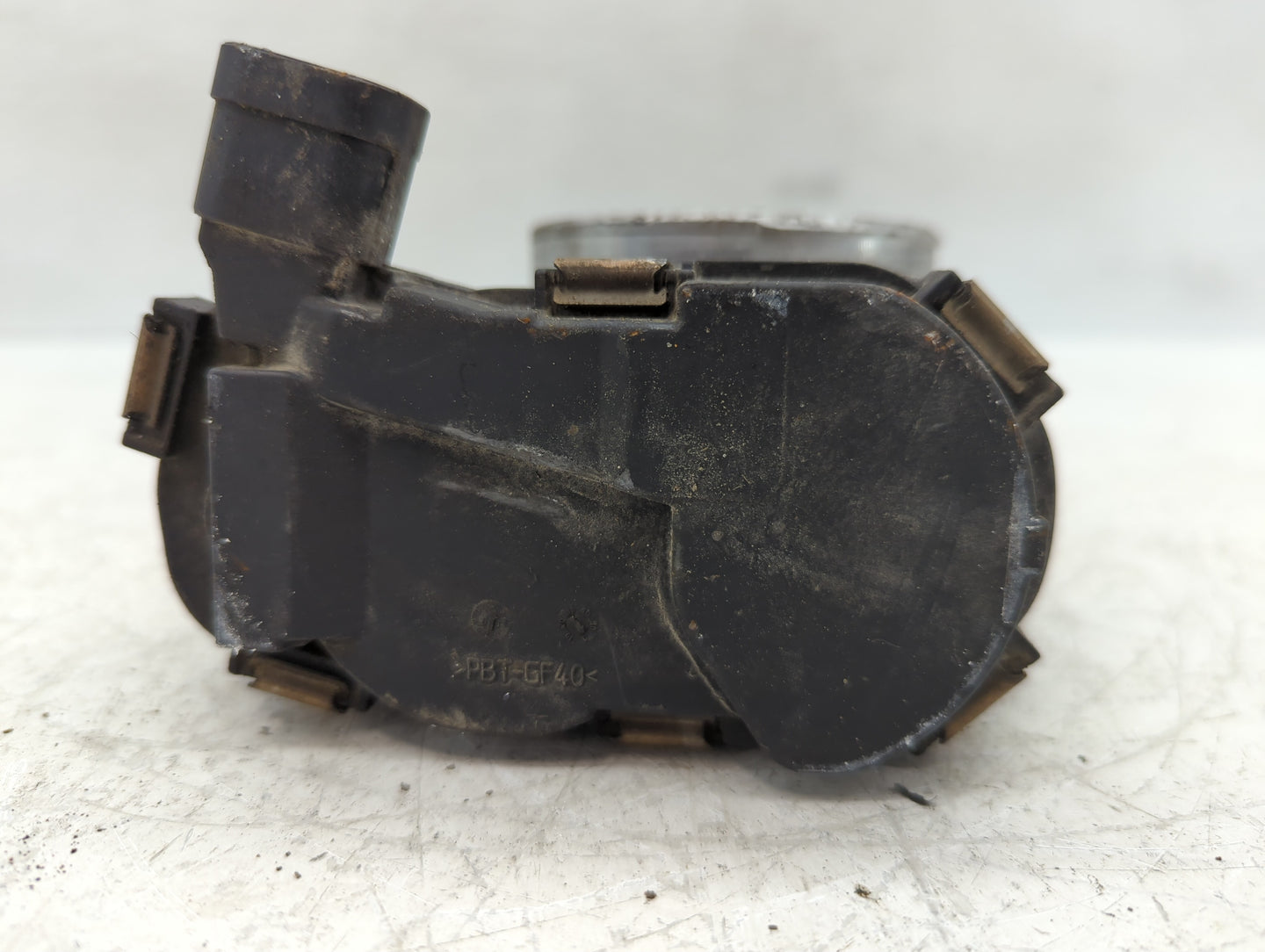 2006-2011 Chevrolet Impala Throttle Body Fits Fits 2006 2007 2008 2009 2010 2011 OEM Used Auto Parts - Oemusedautoparts1.com