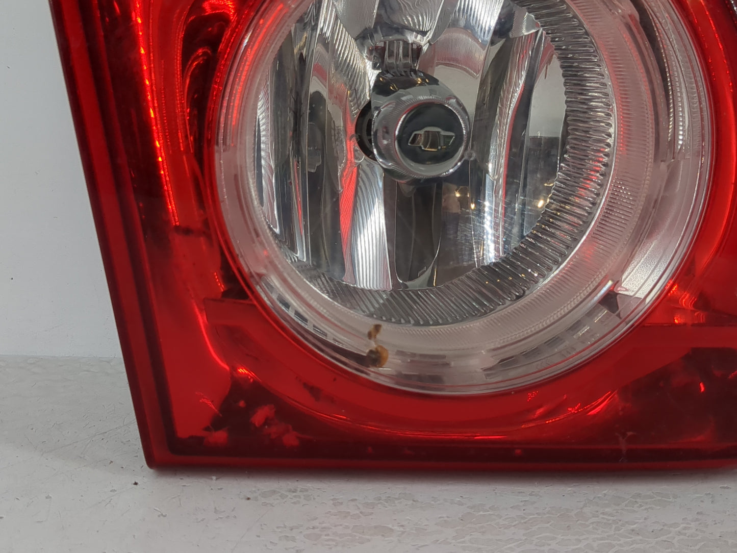 2008-2012 Chevrolet Malibu Tail Light Assembly Driver Left OEM P/N:15271120 Fits Fits 2008 2009 2010 2011 2012 OEM Used Auto