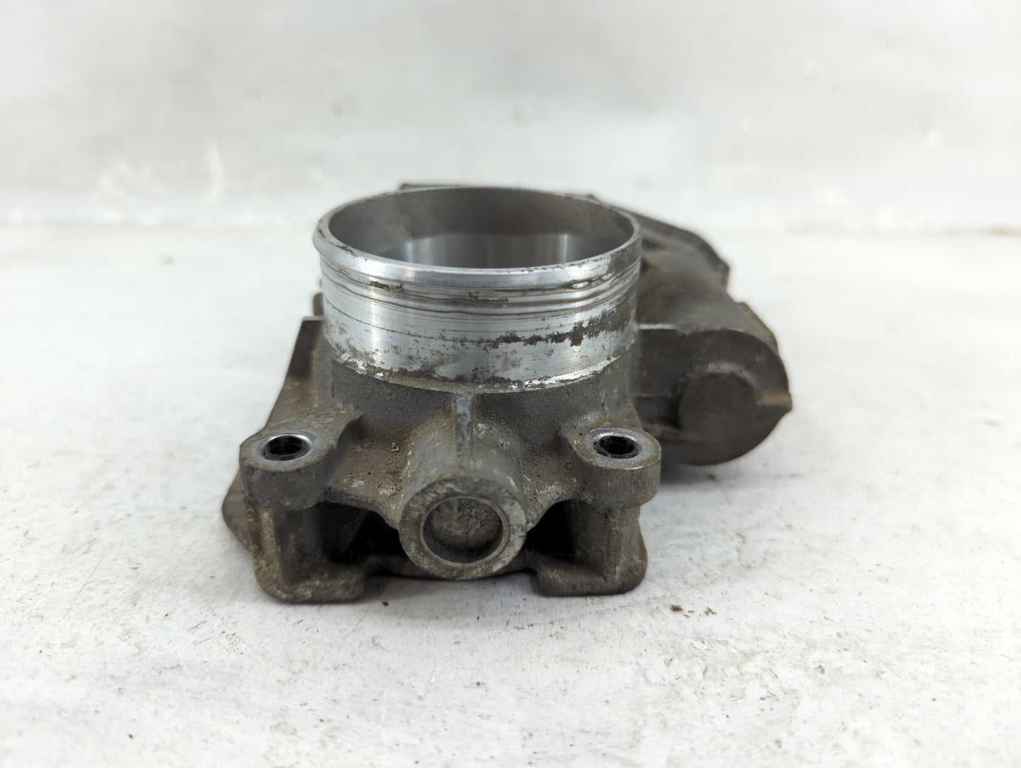 2008-2012 Chevrolet Malibu Throttle Body Fits Fits 2007 2008 2009 2010 2011 2012 OEM Used Auto Parts - Oemusedautoparts1.com