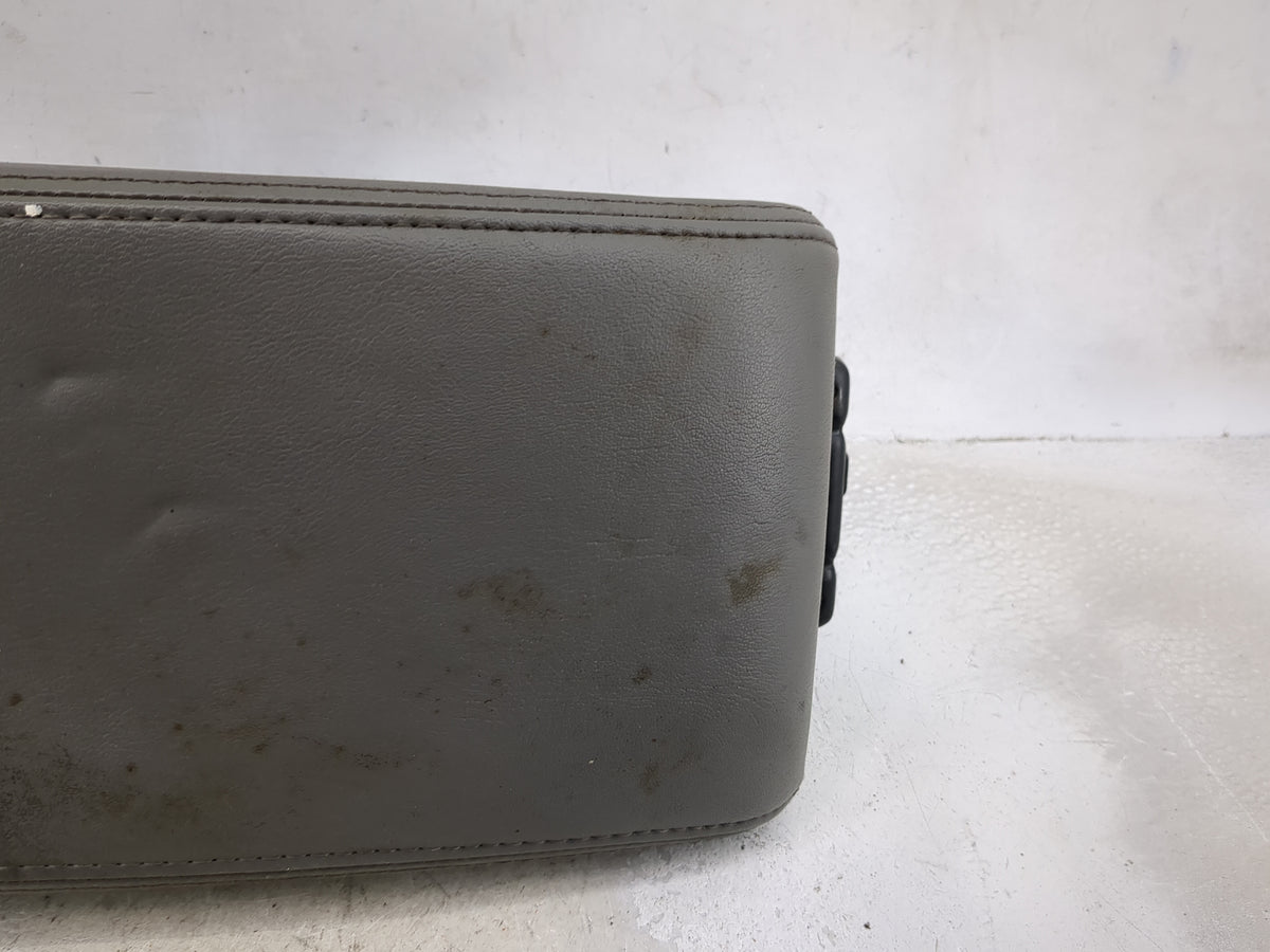 2008-2012 Chevrolet Malibu Center Console Armrest Cover Lid Fits Fits 2008 2009 2010 2011 2012 OEM Used Auto Parts - Oemused