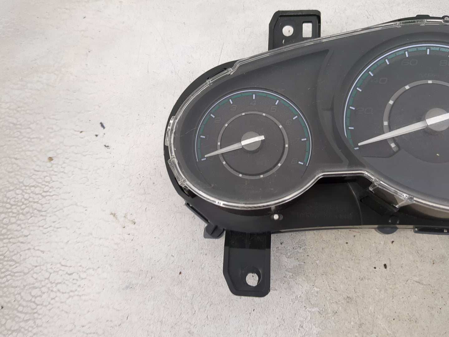 2008-2011 Chevrolet Malibu Instrument Cluster Speedometer Gauges Miles:145K Fits Fits 2008 2009 2010 2011 OEM Used Auto Part