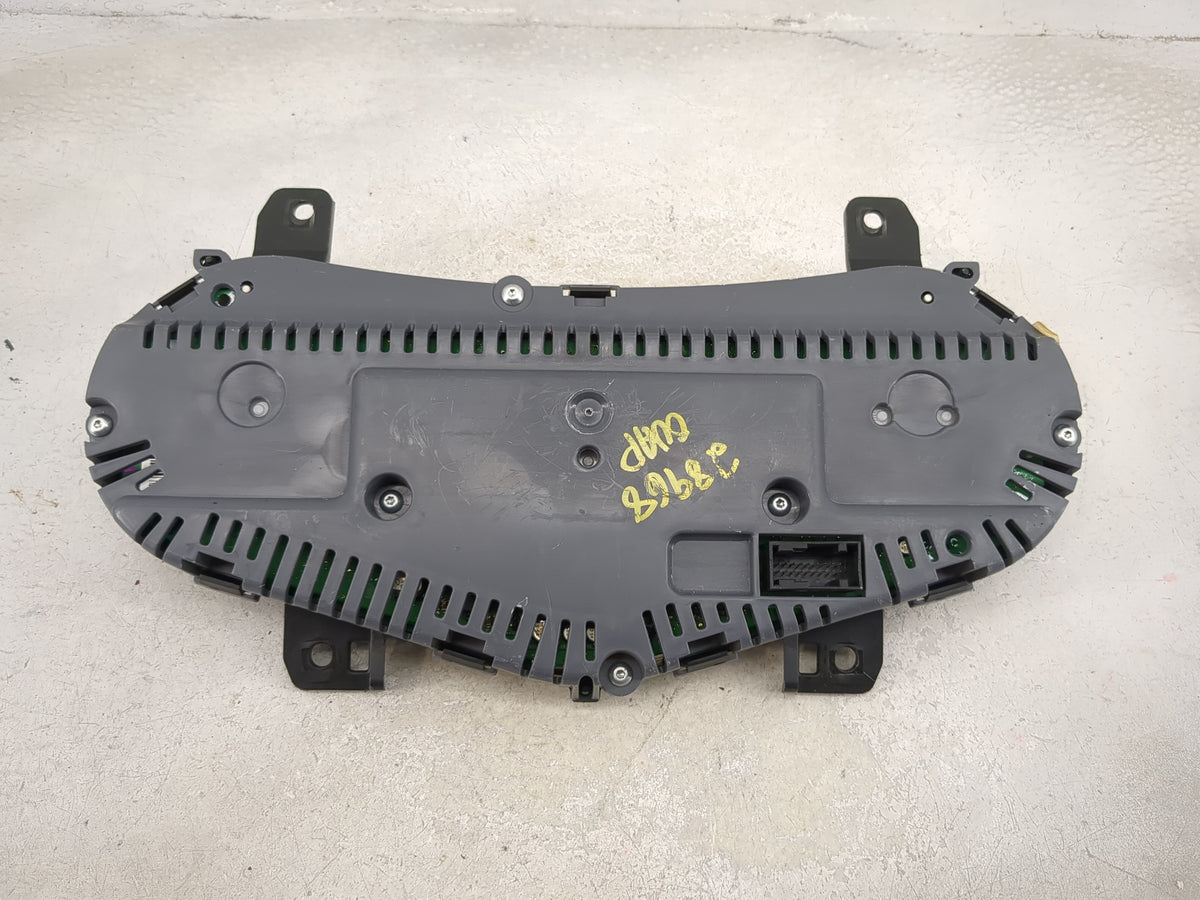 2008-2011 Chevrolet Malibu Instrument Cluster Speedometer Gauges Miles:145K Fits Fits 2008 2009 2010 2011 OEM Used Auto Part