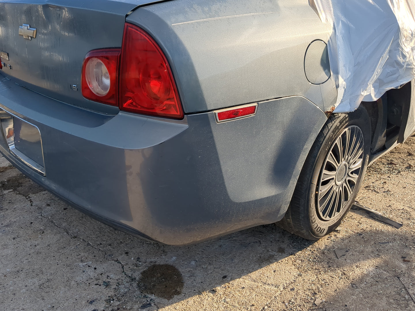 2008-2012 Chevrolet Malibu Rear Bumper Assembly Oem - Oemusedautoparts1.com