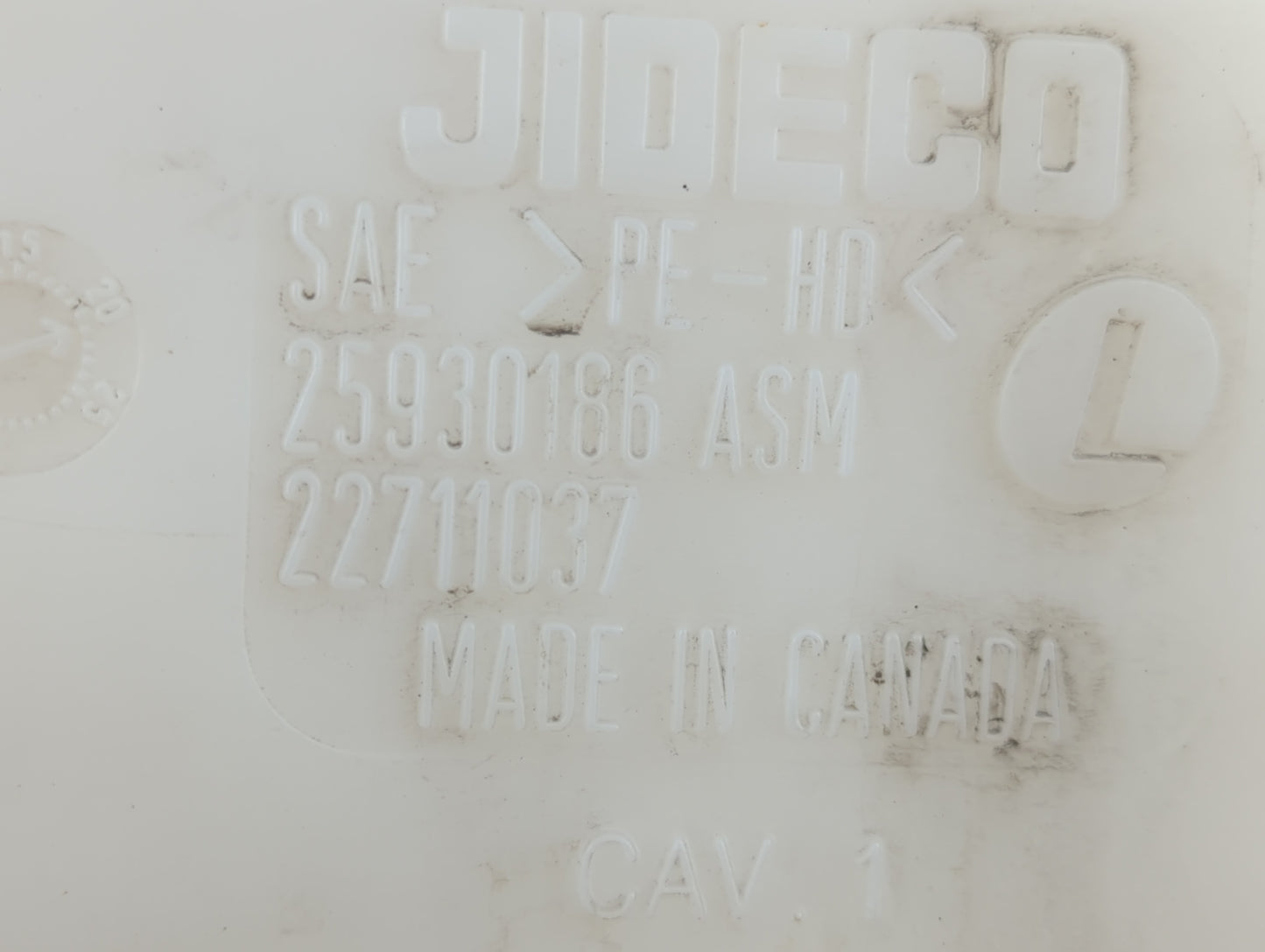 2008-2012 Chevrolet Malibu Windshield Washer Fluid Reservoir Bottle Oem - Oemusedautoparts1.com