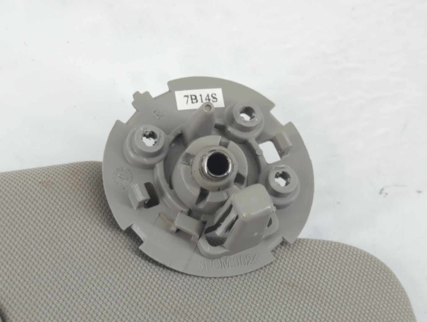 2004-2012 Chevrolet Malibu Sun Visor Shade Replacement Passenger Right Mirror Fits Fits 2004 2005 2008 2009 2010 2011 2012 O