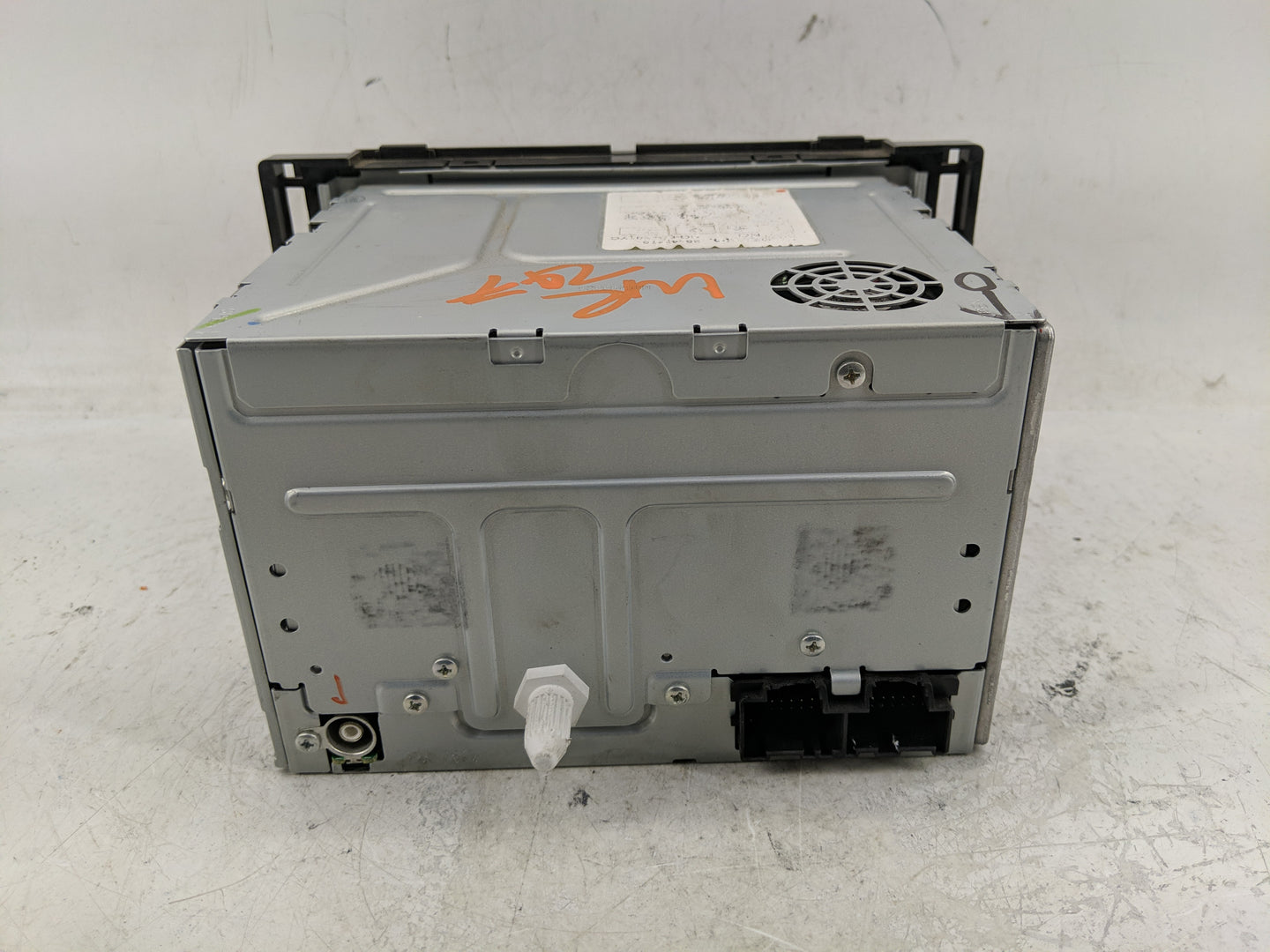 2008 Chevrolet Malibu Radio AM FM Cd Player Receiver Replacement Fits OEM Used Auto Parts - Oemusedautoparts1.com