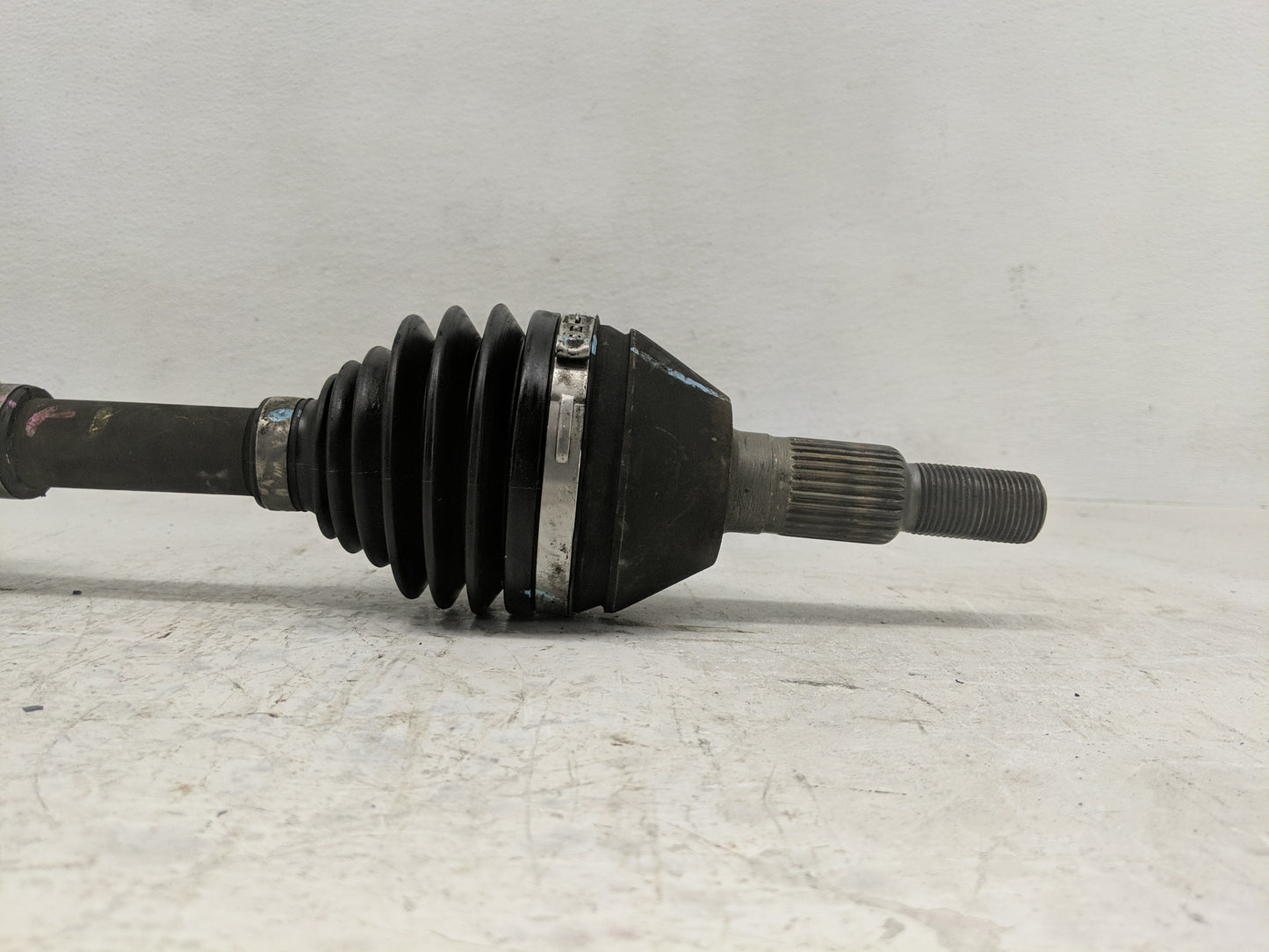 2008-2012 Chevrolet Malibu Axle Shaft Front Driver Cv C/v - Oemusedautoparts1.com