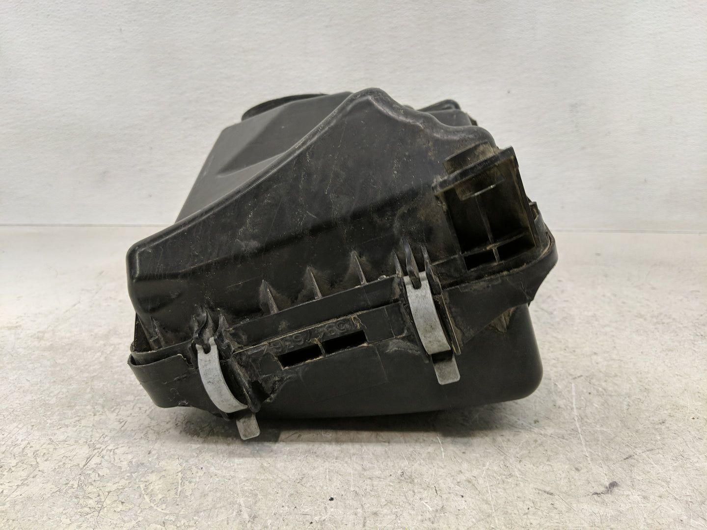 2008-2012 Chevrolet Malibu Air Cleaner Intake-duct Hose Tube - Oemusedautoparts1.com