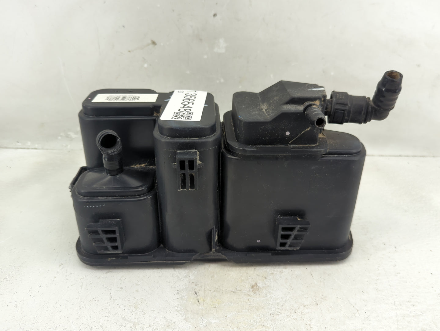 2008 Chevrolet Malibu Fuel Vapor Charcoal Canister 1356548 - Oemusedautoparts1.com