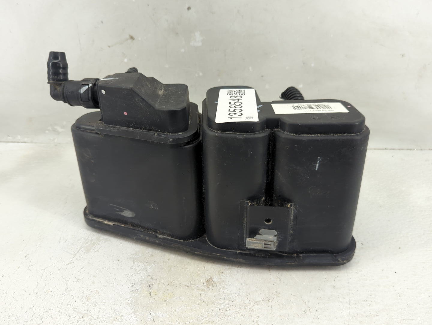 2008 Chevrolet Malibu Fuel Vapor Charcoal Canister - Oemusedautoparts1.com