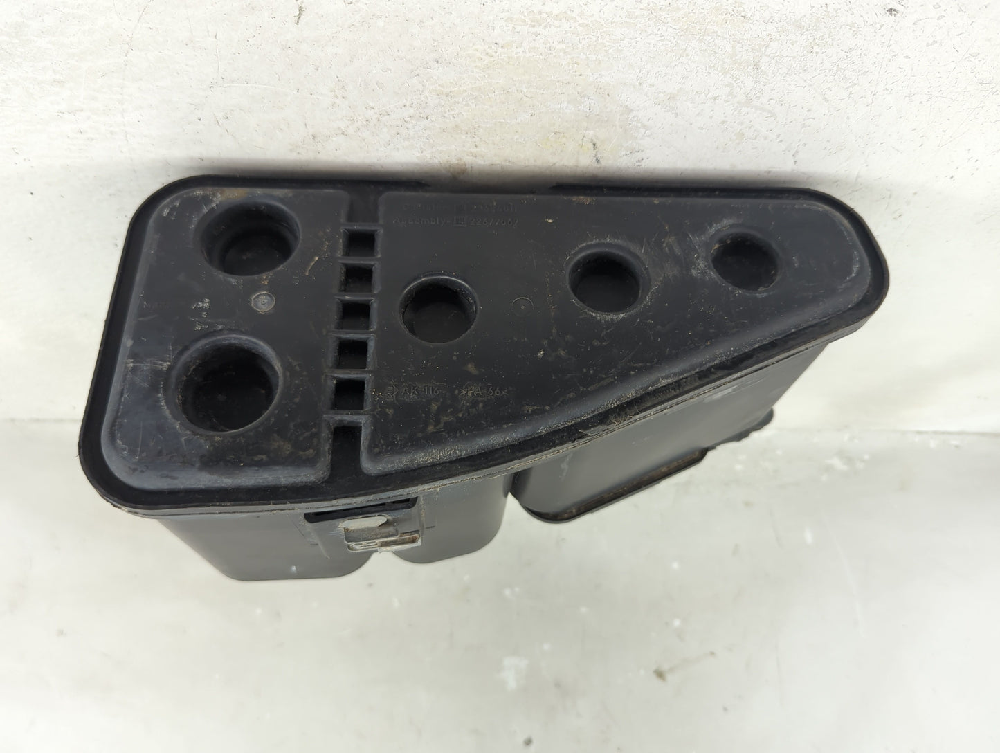 2008 Chevrolet Malibu Fuel Vapor Charcoal Canister 1356548 - Oemusedautoparts1.com