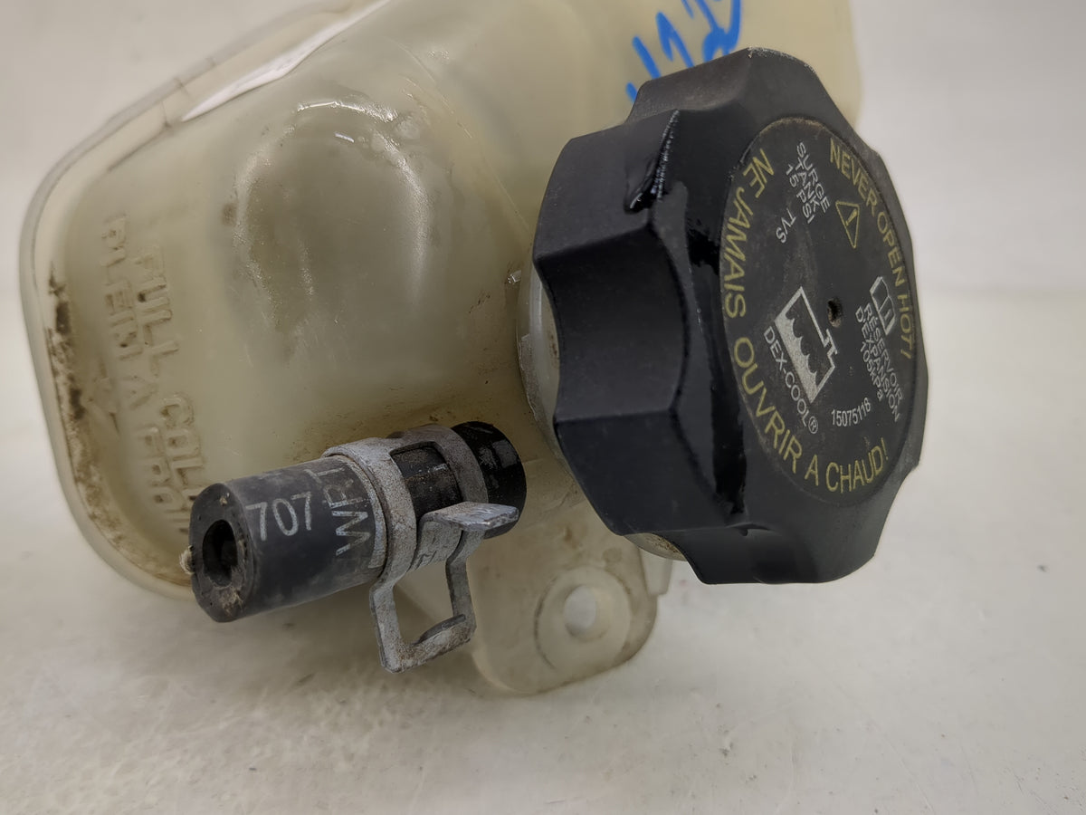 2007 Chevrolet Malibu Radiator Coolant Overflow Expansion Tank Bottle 1366037 - Oemusedautoparts1.com