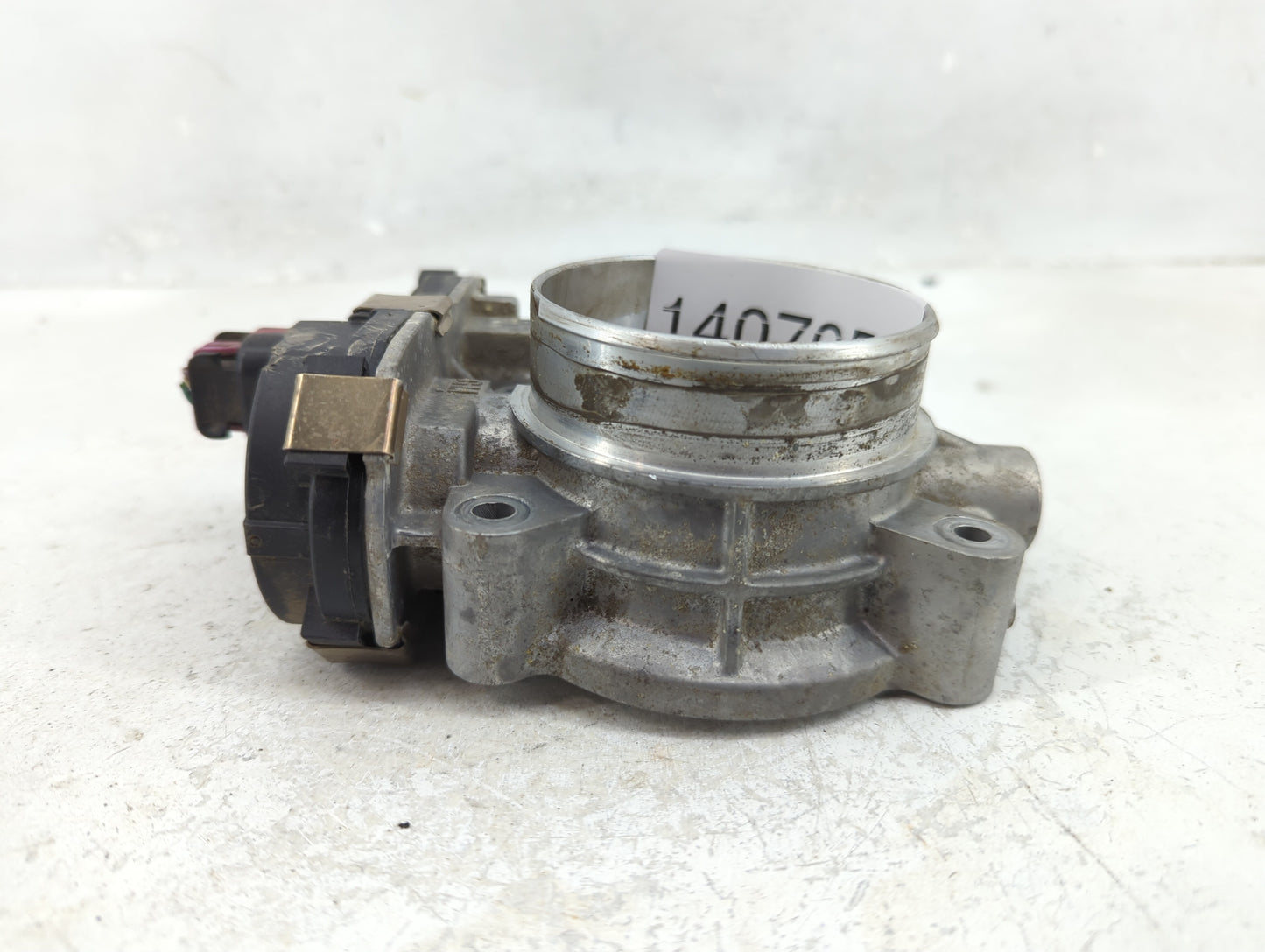 2007-2008 Chevrolet Malibu Throttle Body P/N:12618735 Fits Fits 2007 2008 2009 2010 2011 OEM Used Auto Parts - Oemusedautopa