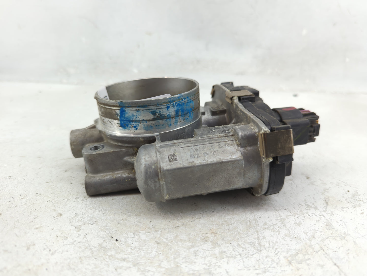 2007-2008 Chevrolet Malibu Throttle Body P/N:12618735 Fits Fits 2007 2008 2009 2010 2011 OEM Used Auto Parts - Oemusedautopa