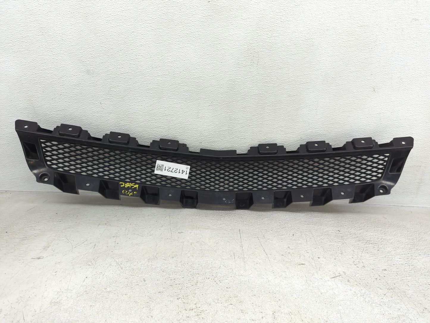 2006-2008 Chevrolet Malibu Front Grille Bumper Not Included - Oemusedautoparts1.com