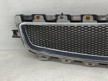 2006-2008 Chevrolet Malibu Front Grille Bumper Not Included - Oemusedautoparts1.com