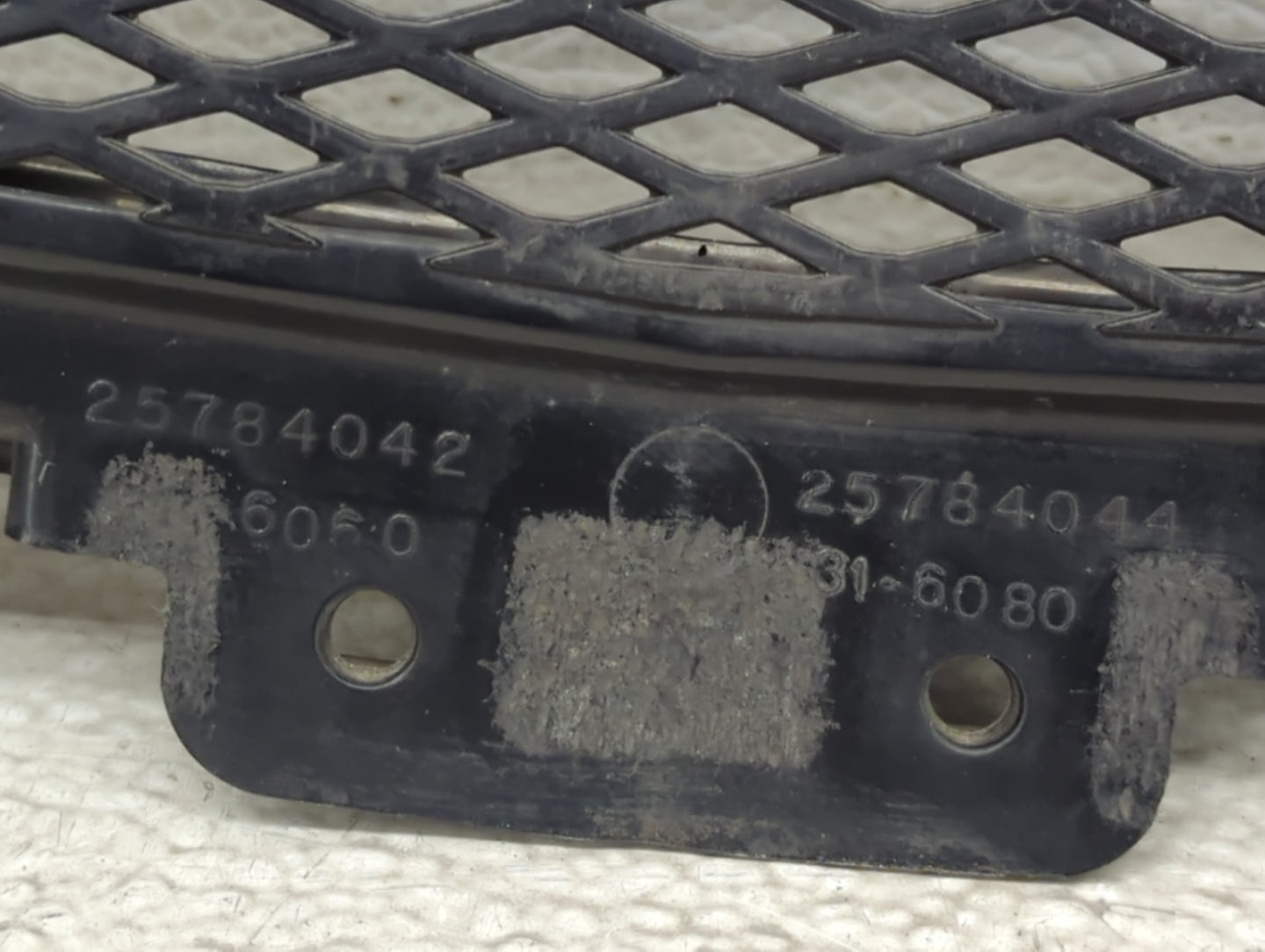 2006-2008 Chevrolet Malibu Front Grille Bumper Not Included - Oemusedautoparts1.com