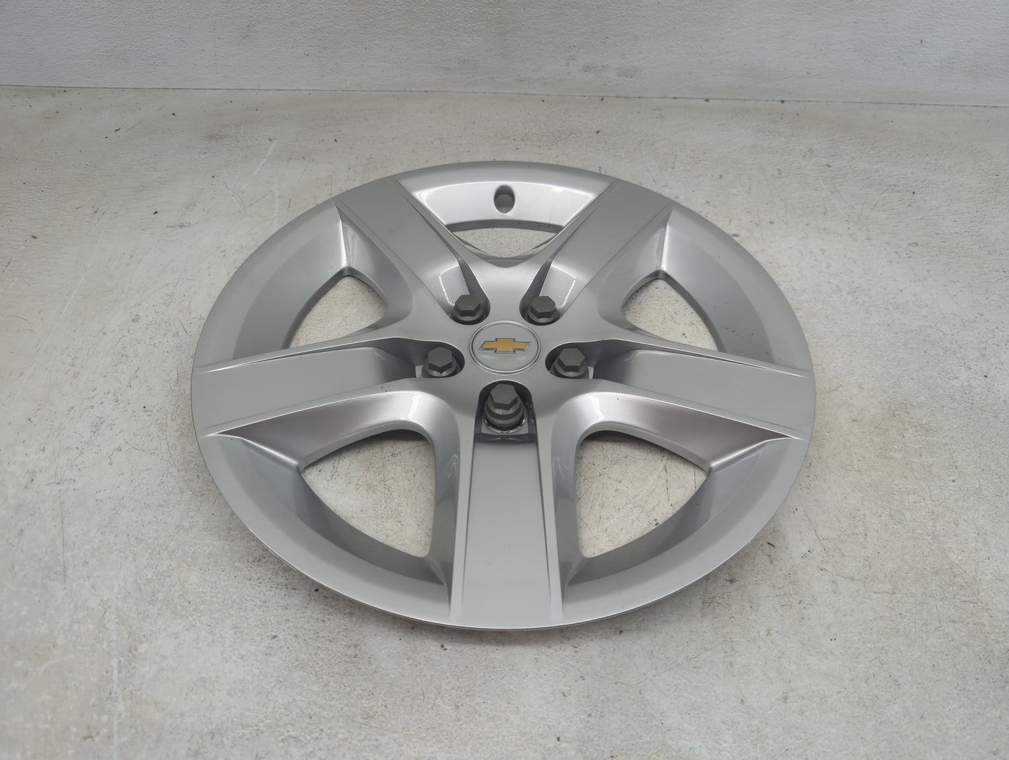 2004-2011 Chevrolet Malibu Driver Front Wheel Hub Oem 1416095 - Oemusedautoparts1.com