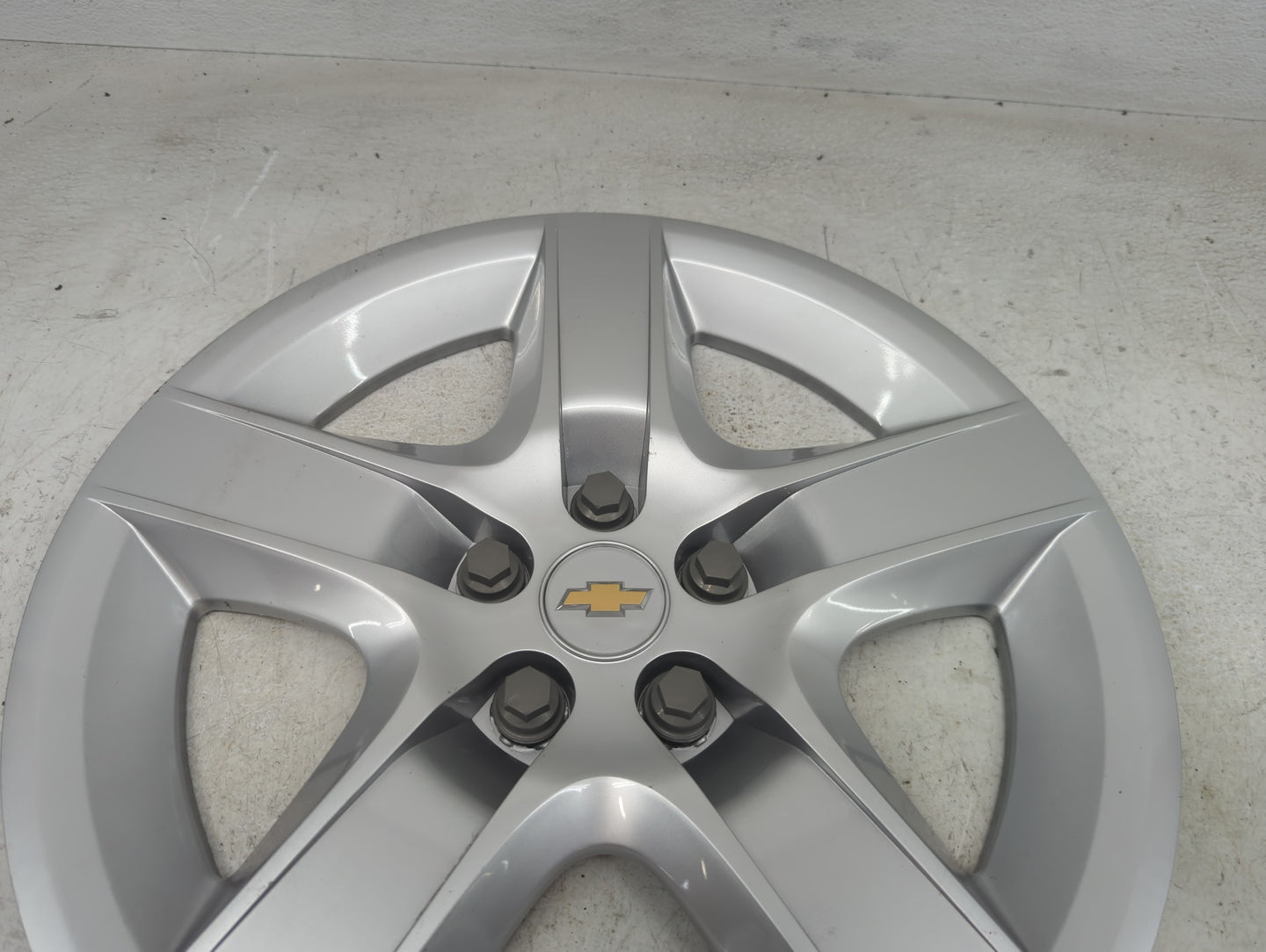 2004-2011 Chevrolet Malibu Driver Front Wheel Hub Oem 1416096 - Oemusedautoparts1.com