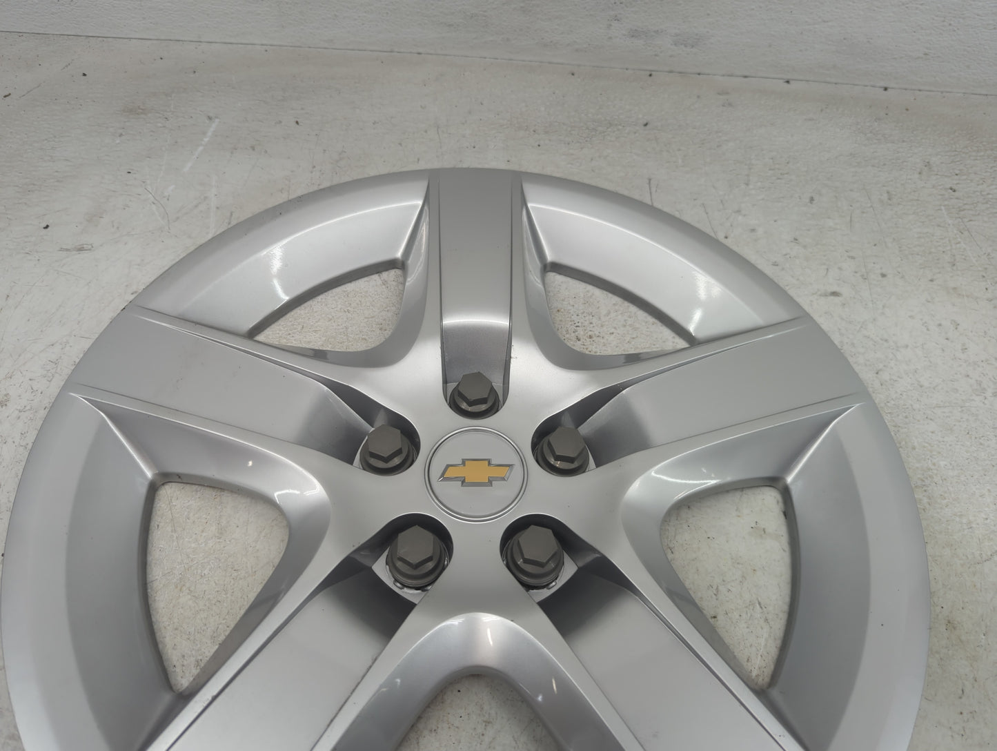 2004-2011 Chevrolet Malibu Driver Front Wheel Hub Oem 1416096 - Oemusedautoparts1.com