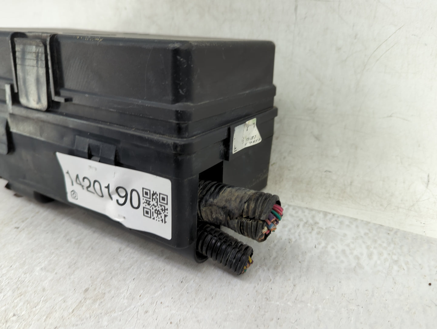 2007-2008 Chevrolet Malibu Fusebox Fuse Box Panel Relay Module Fits Fits 2007 2008 OEM Used Auto Parts - Oemusedautoparts1.c