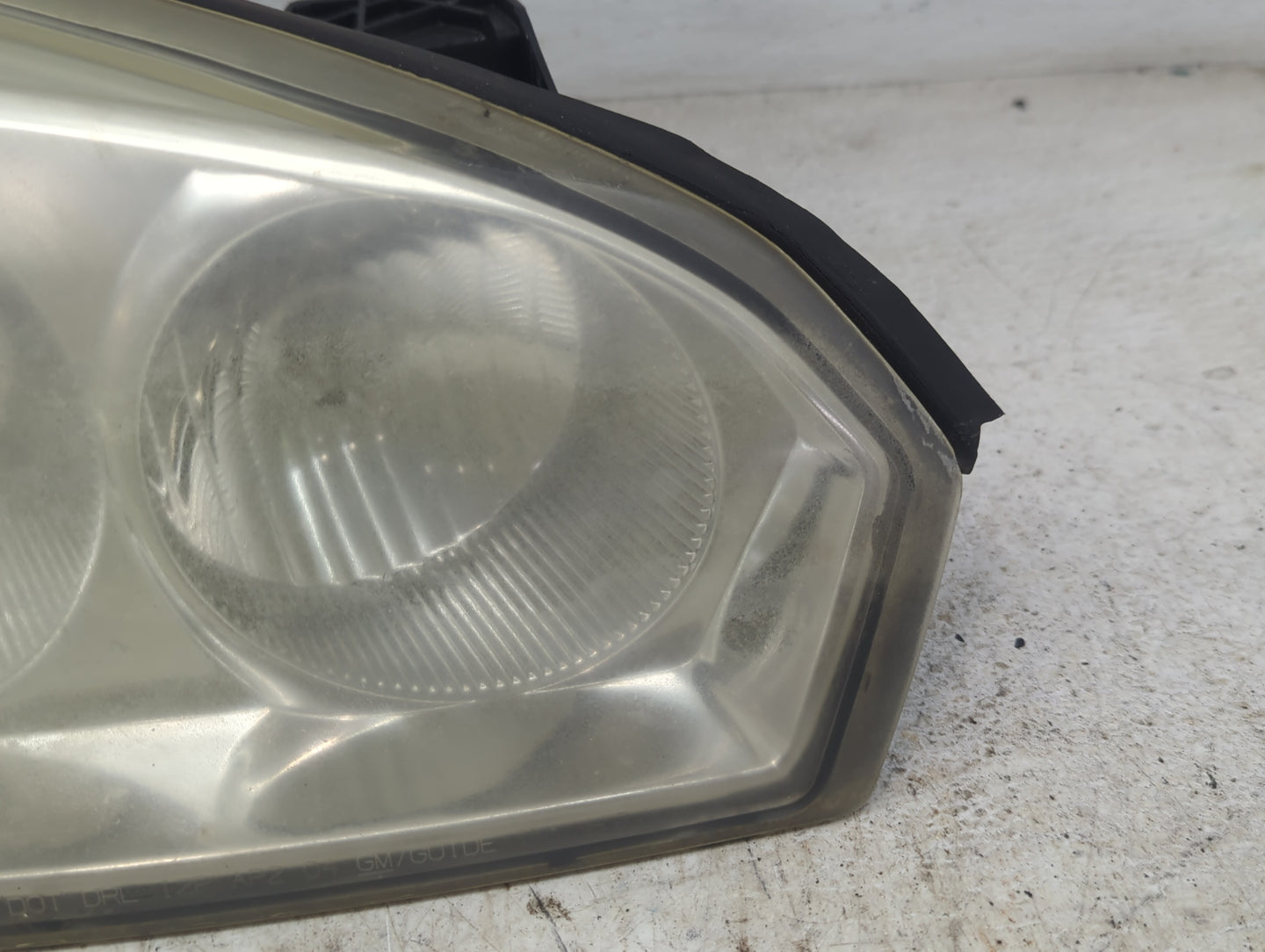 2004-2008 Chevrolet Malibu Passenger Right Oem Head Light Headlight Lamp - Oemusedautoparts1.com