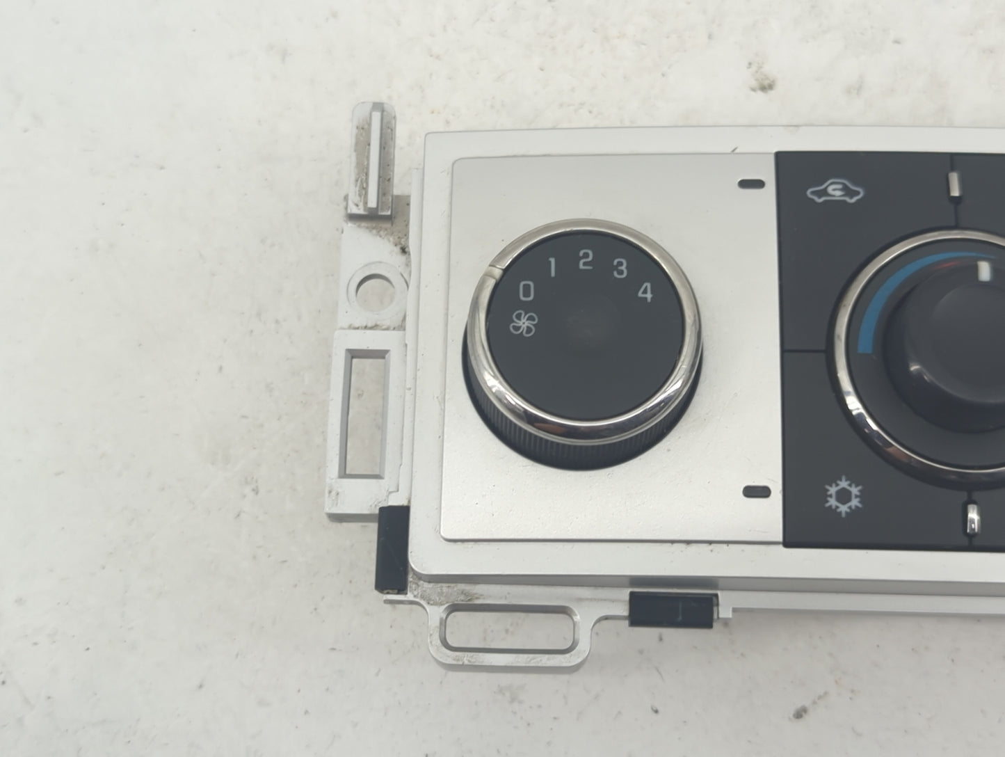 2008-2012 Chevrolet Malibu Climate Control Module Temperature AC/Heater Replacement P/N:28116119 25878418 Fits OEM Used Auto