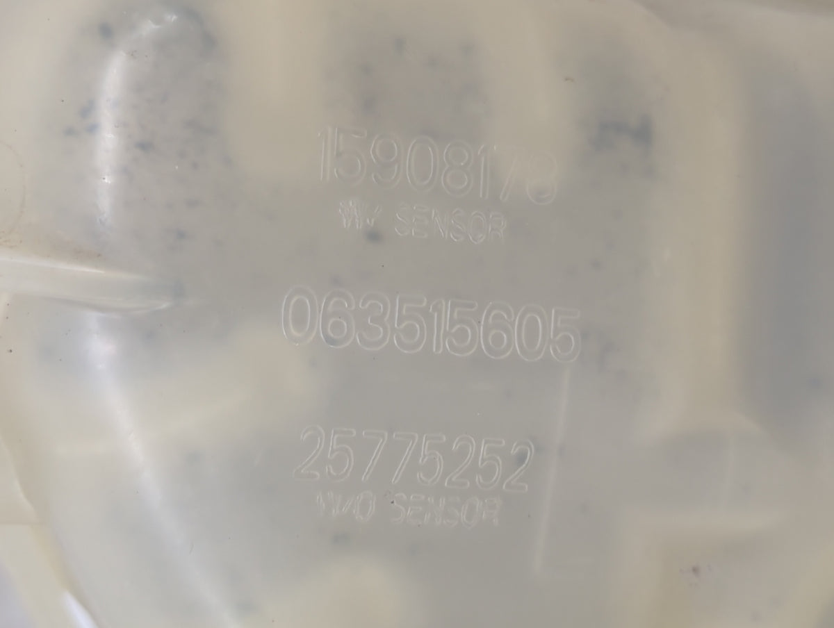 2007 Chevrolet Malibu Radiator Coolant Overflow Expansion Tank Bottle 1449351 - Oemusedautoparts1.com